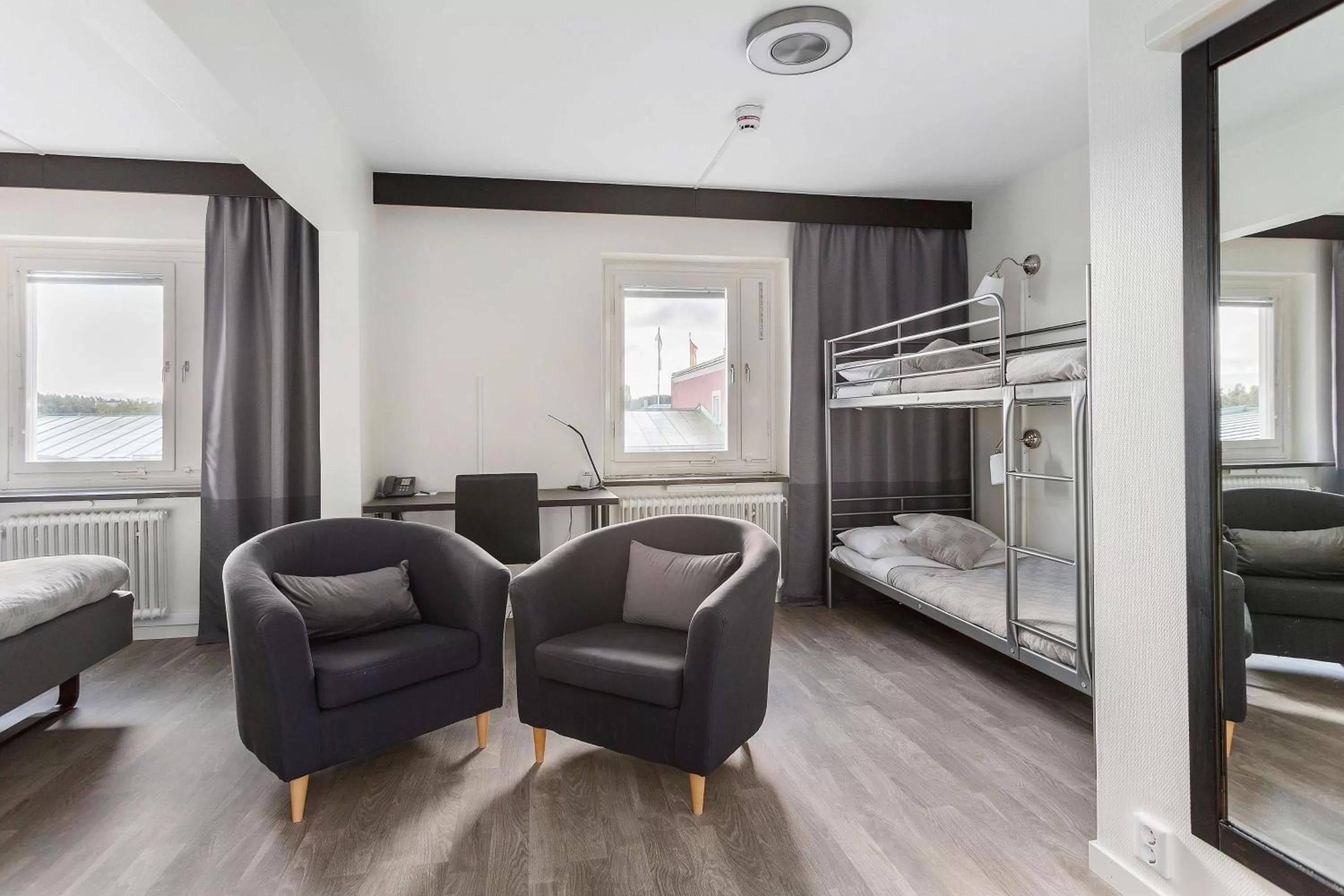 Bedroom, Bed in Best Western Hotel Tranas Statt