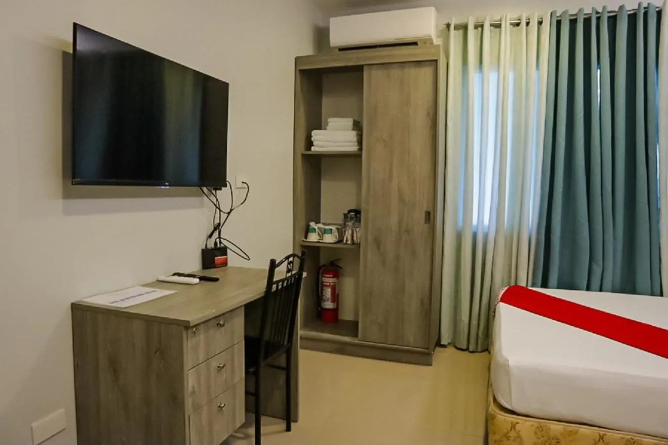 TV and multimedia, Bed in Carcar Eco Farm Resorts