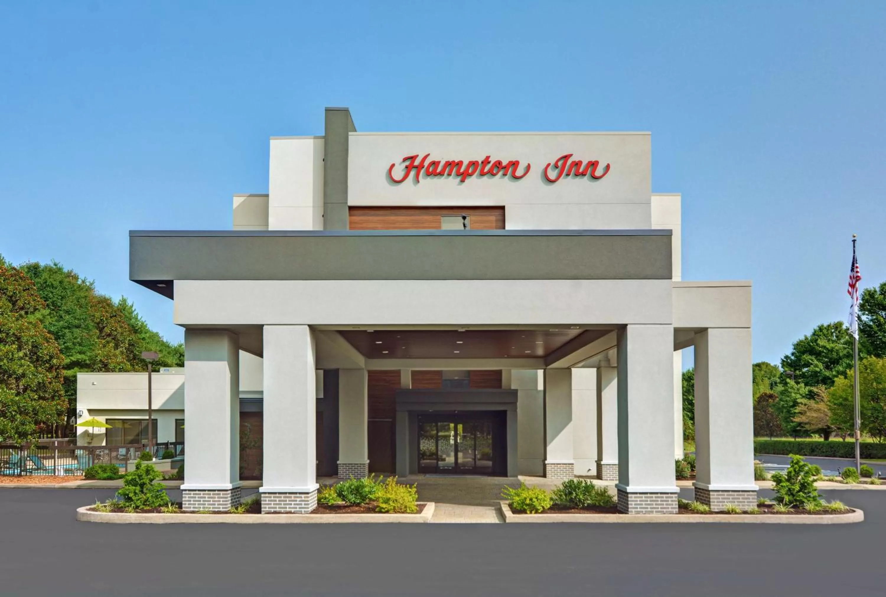 Property building in Hampton Inn Gallatin