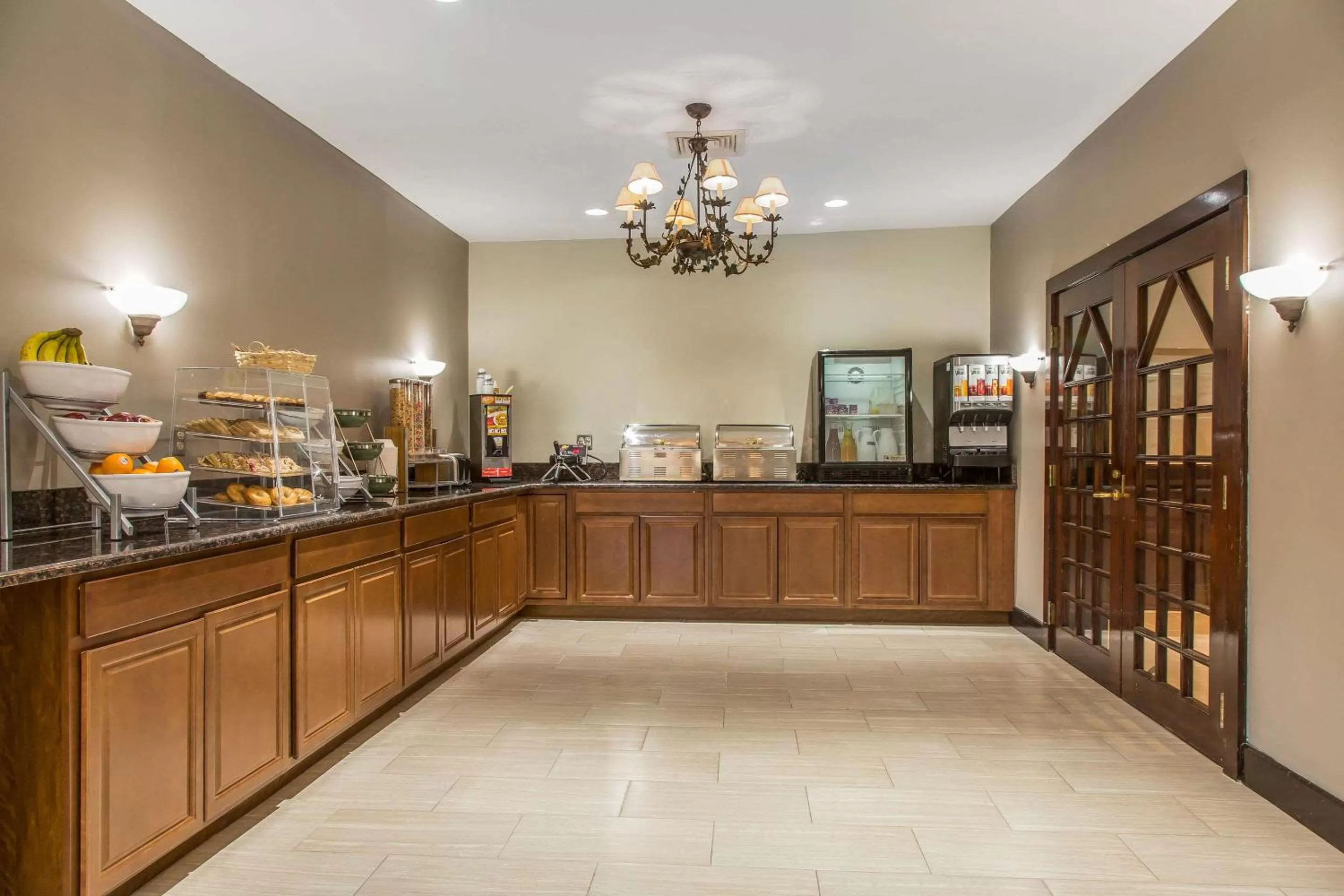 Restaurant/places to eat in Clarion Inn New London - Mystic