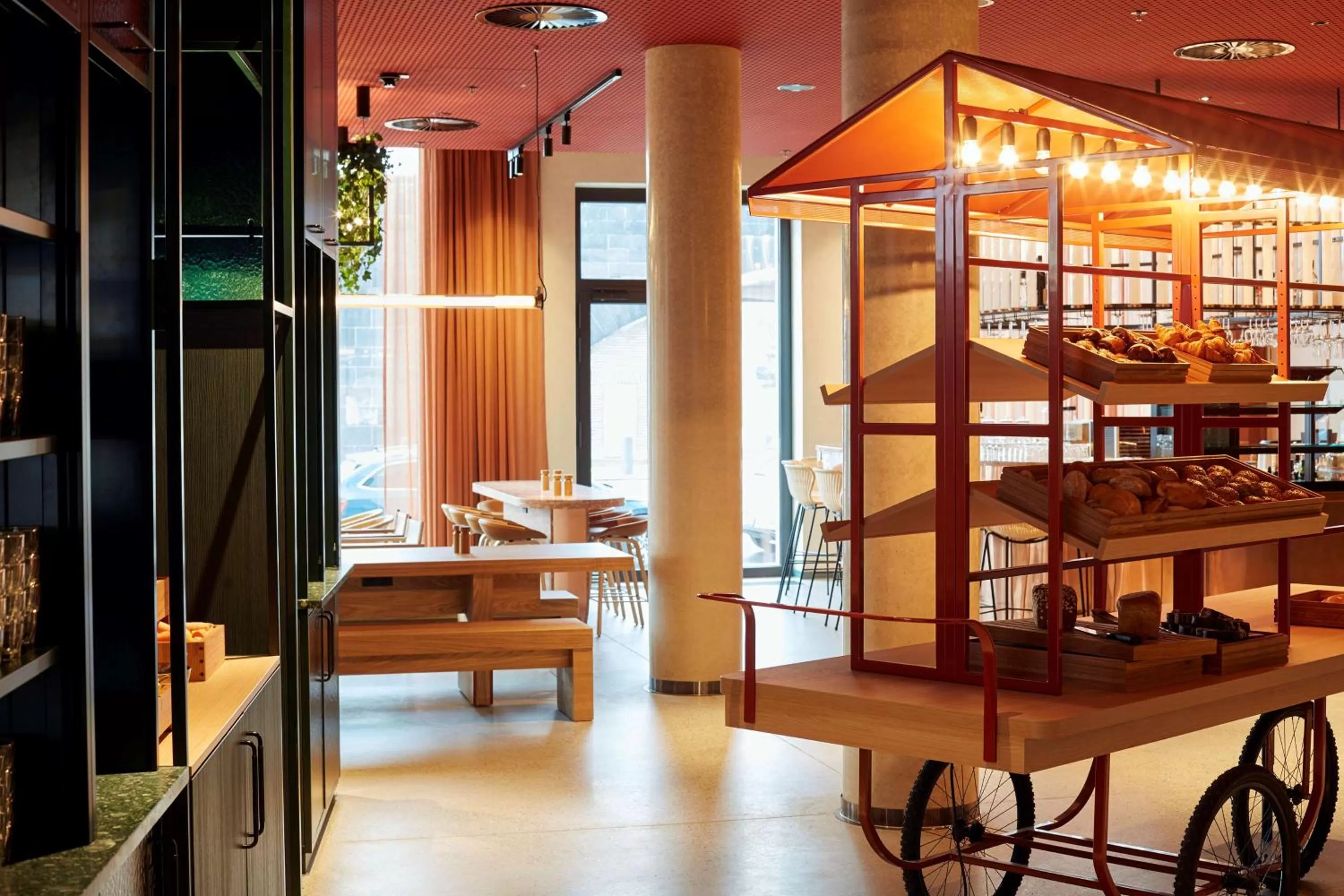 Breakfast in Scandic Frankfurt Hafenpark