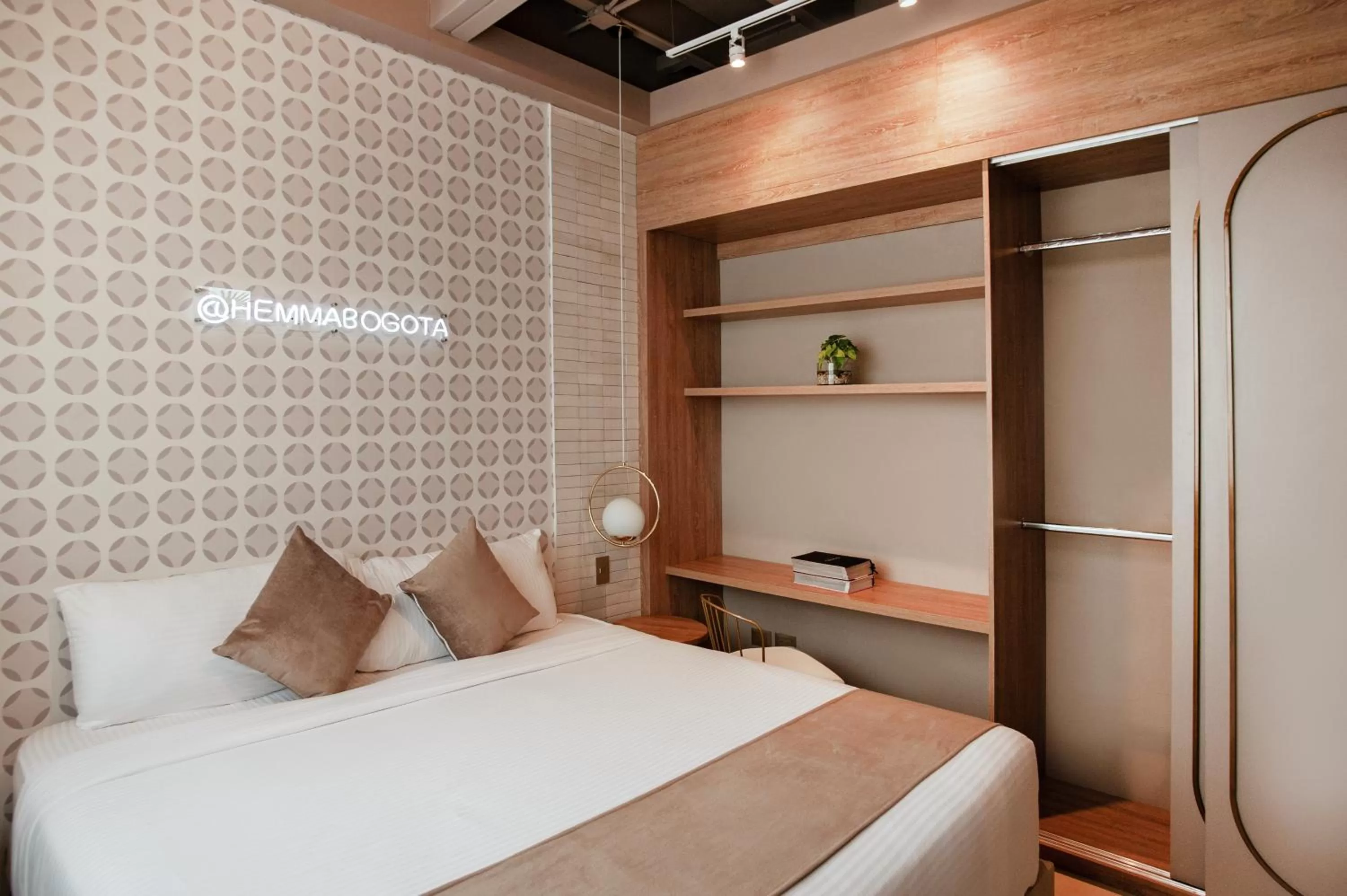 Bed in Hemma Bogotá Country Luxury Suites Hotel