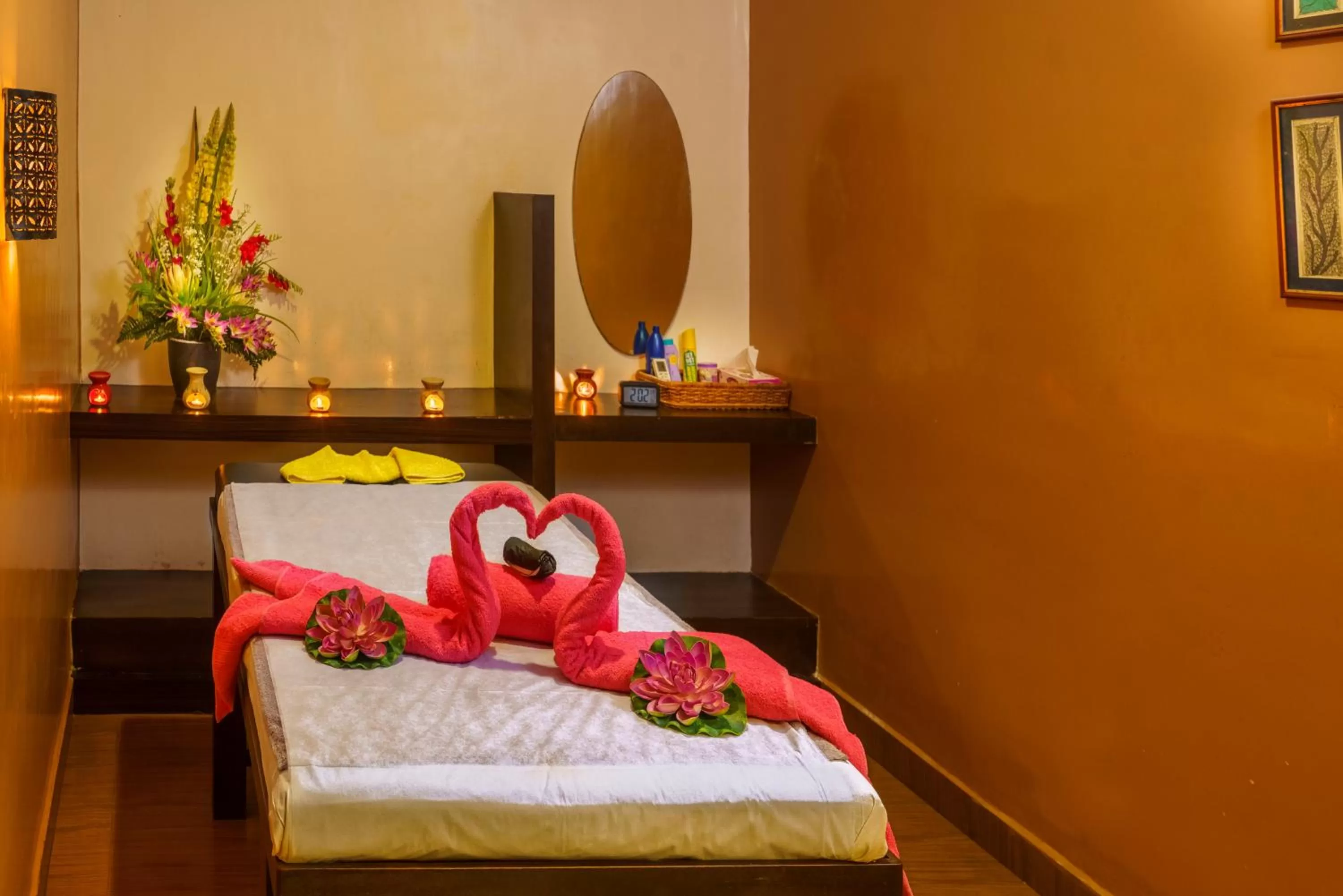 Spa and wellness centre/facilities, Bed in Fortune Pandiyan Hotel, Madurai - Member ITC Hotels' Group