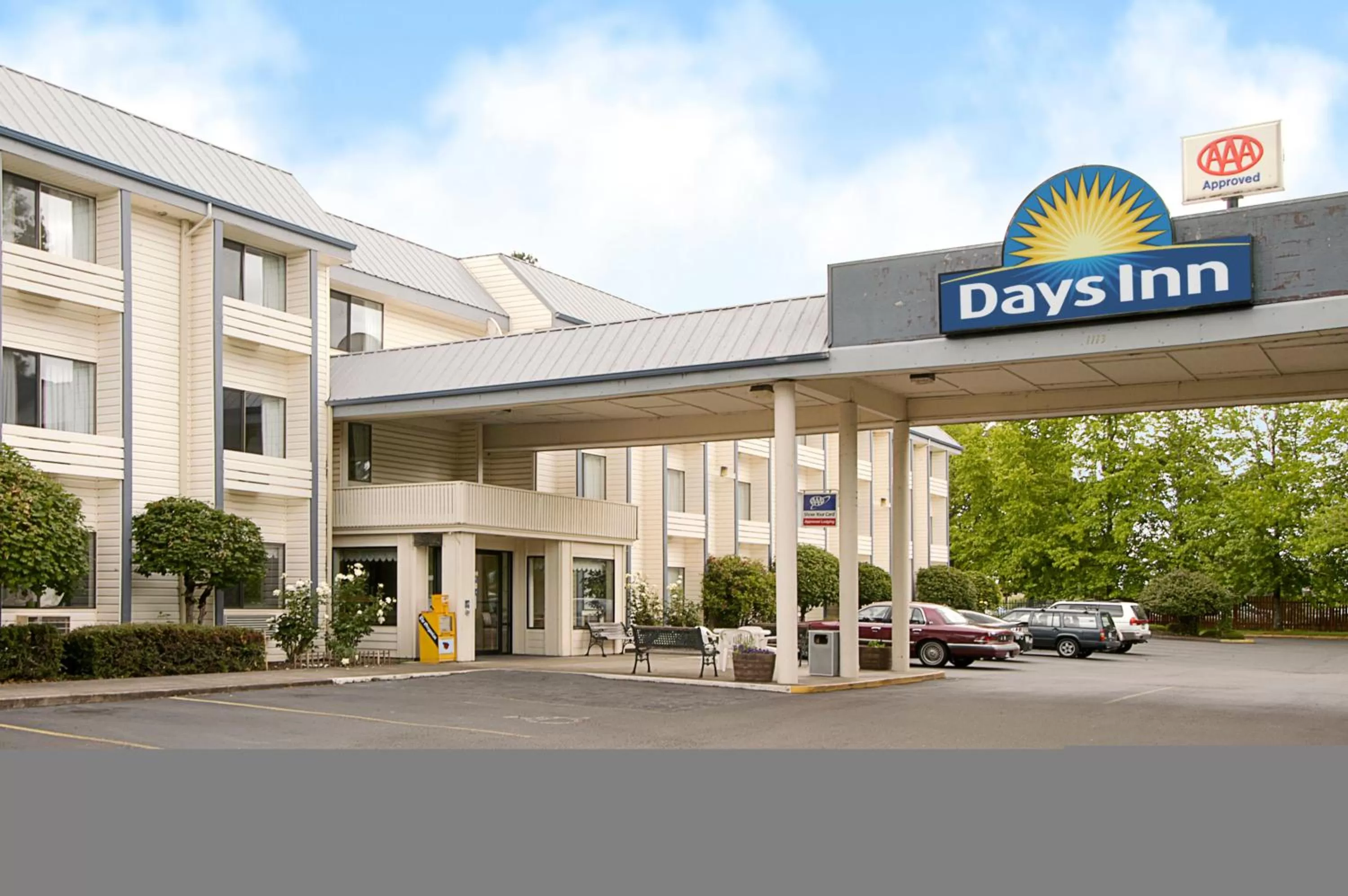 Property building in Days Inn by Wyndham Corvallis