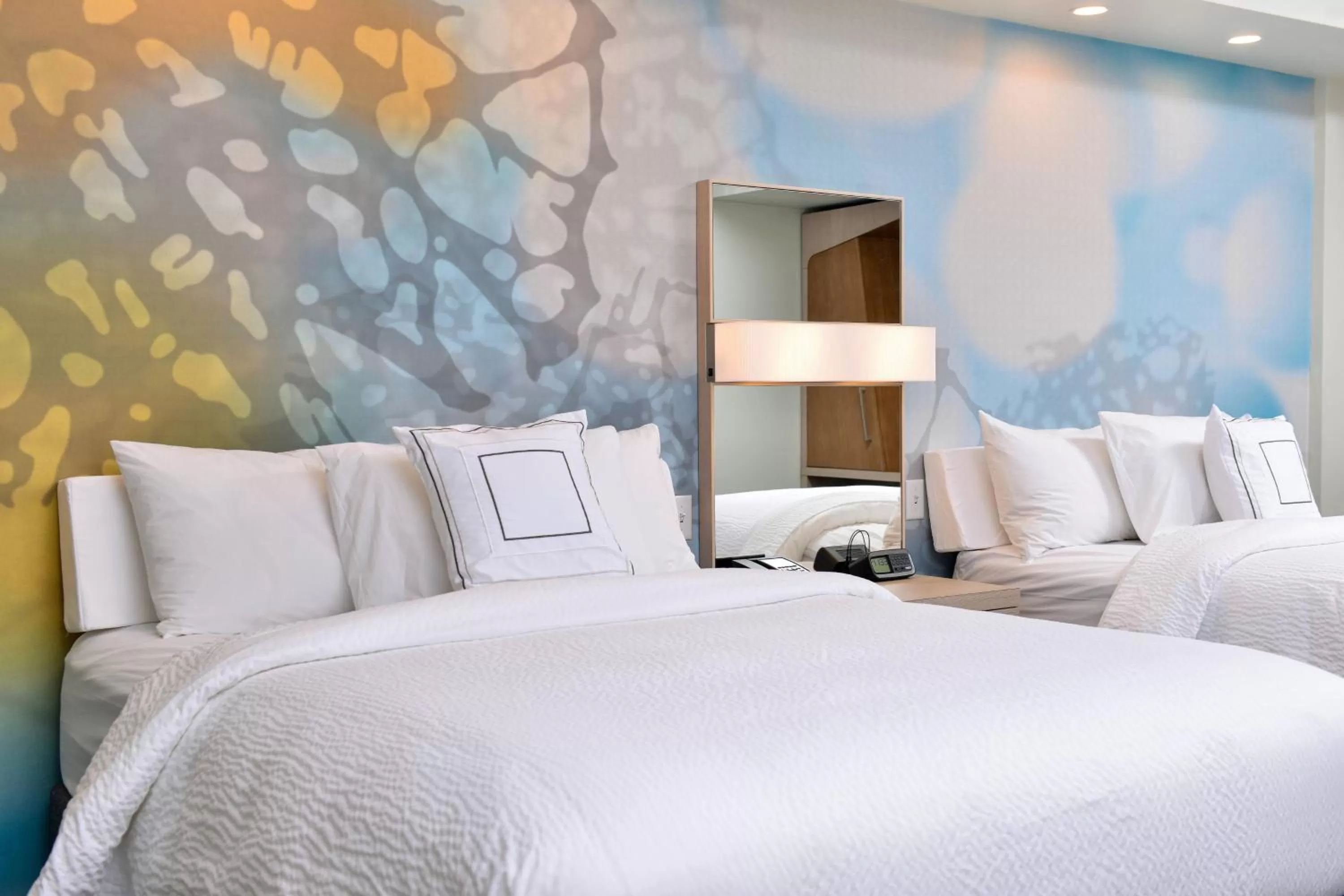 Queen Room with Two Queen Beds and Adapted Tub - Mobility and Hearing Accessible in Courtyard Kansas City Olathe