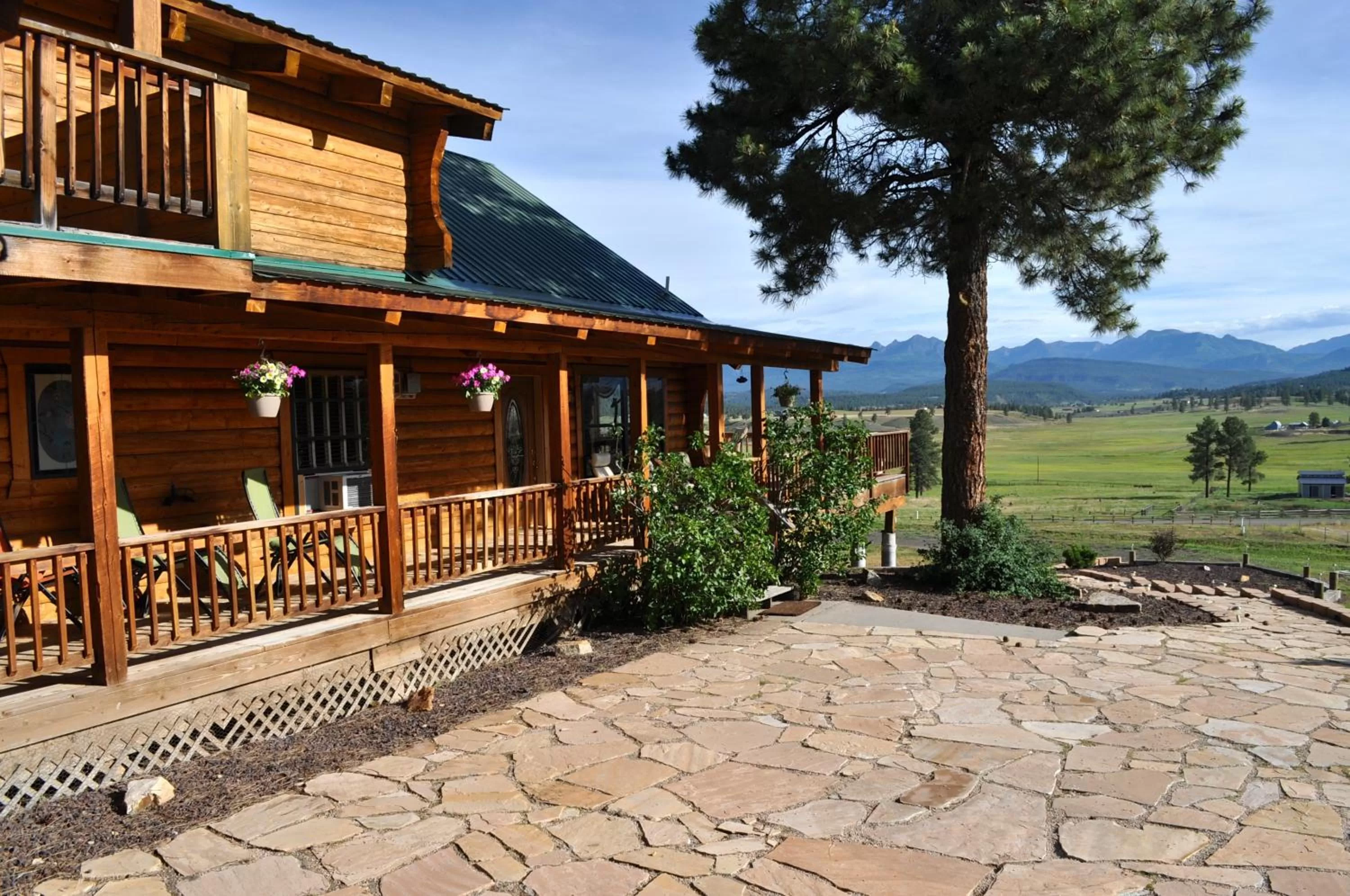 Balcony/Terrace in Elkwood Manor Bed & Breakfast