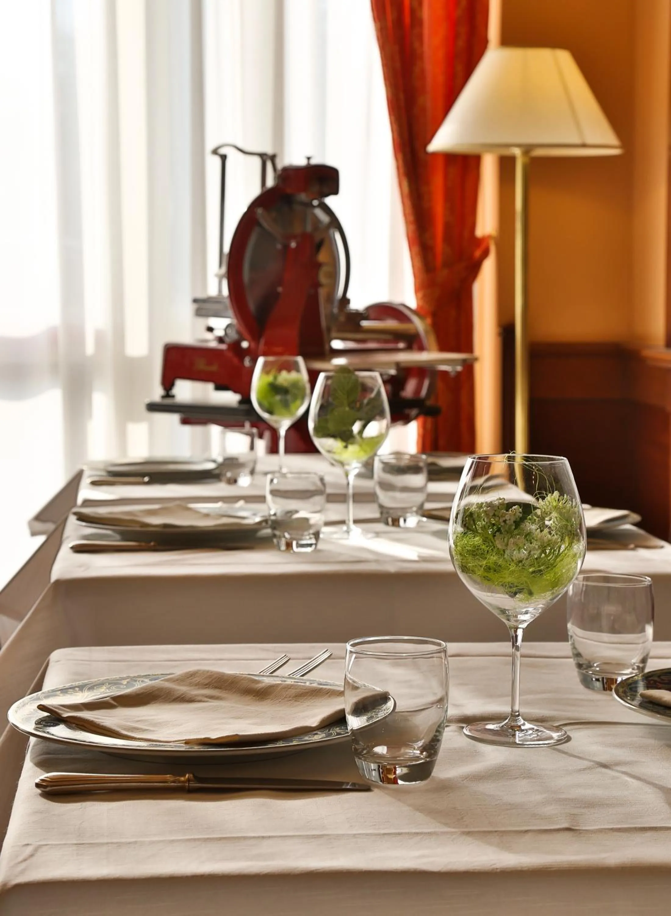 Restaurant/places to eat in Best Western Classic Hotel