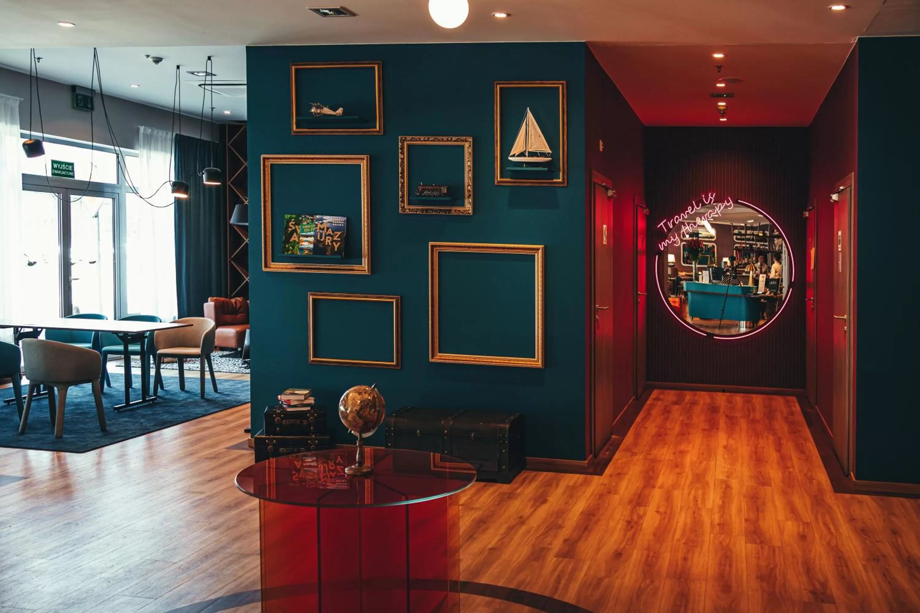 Lobby or reception in ibis Styles Wałbrzych