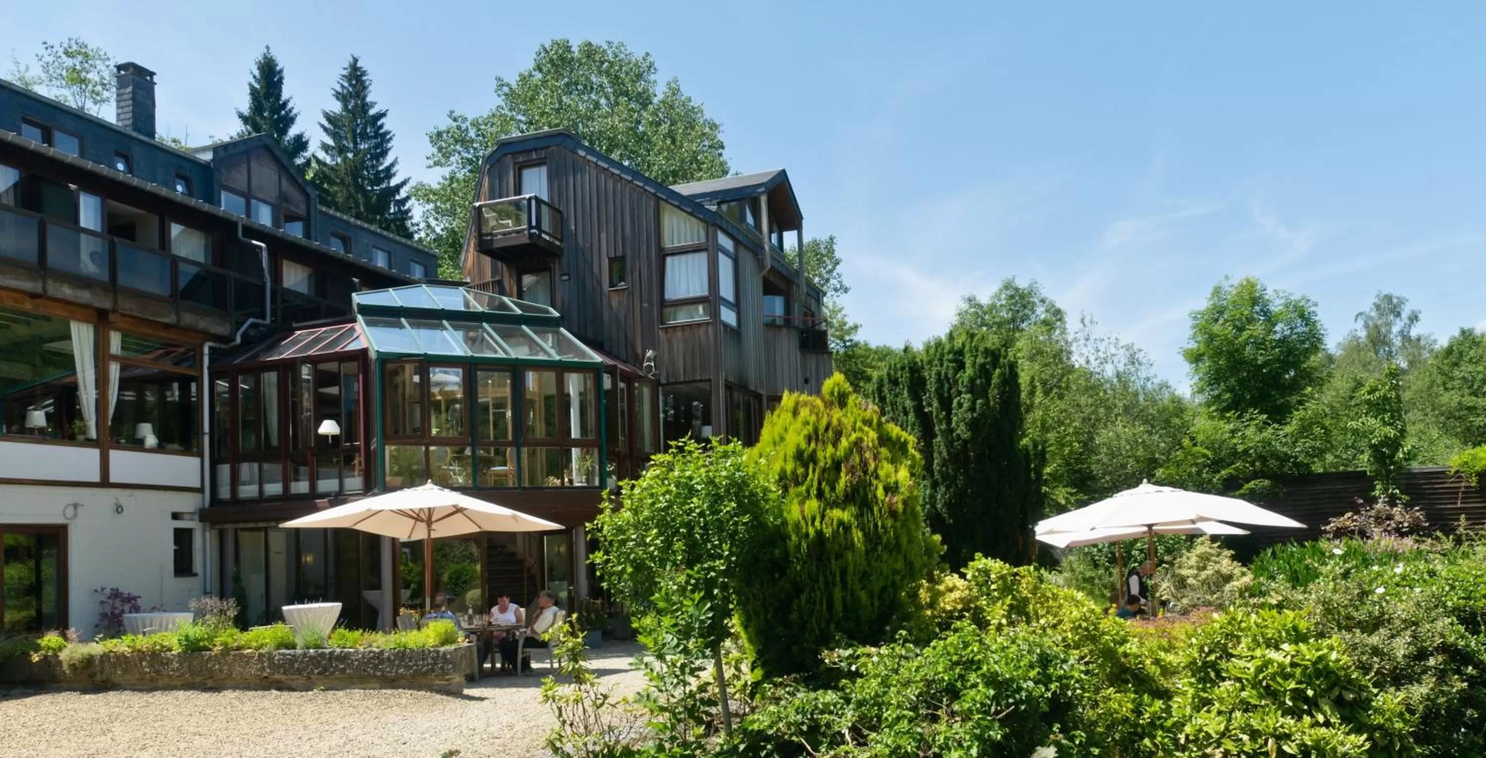 Hostellerie La Claire Fontaine, Logis hôtels & Spa