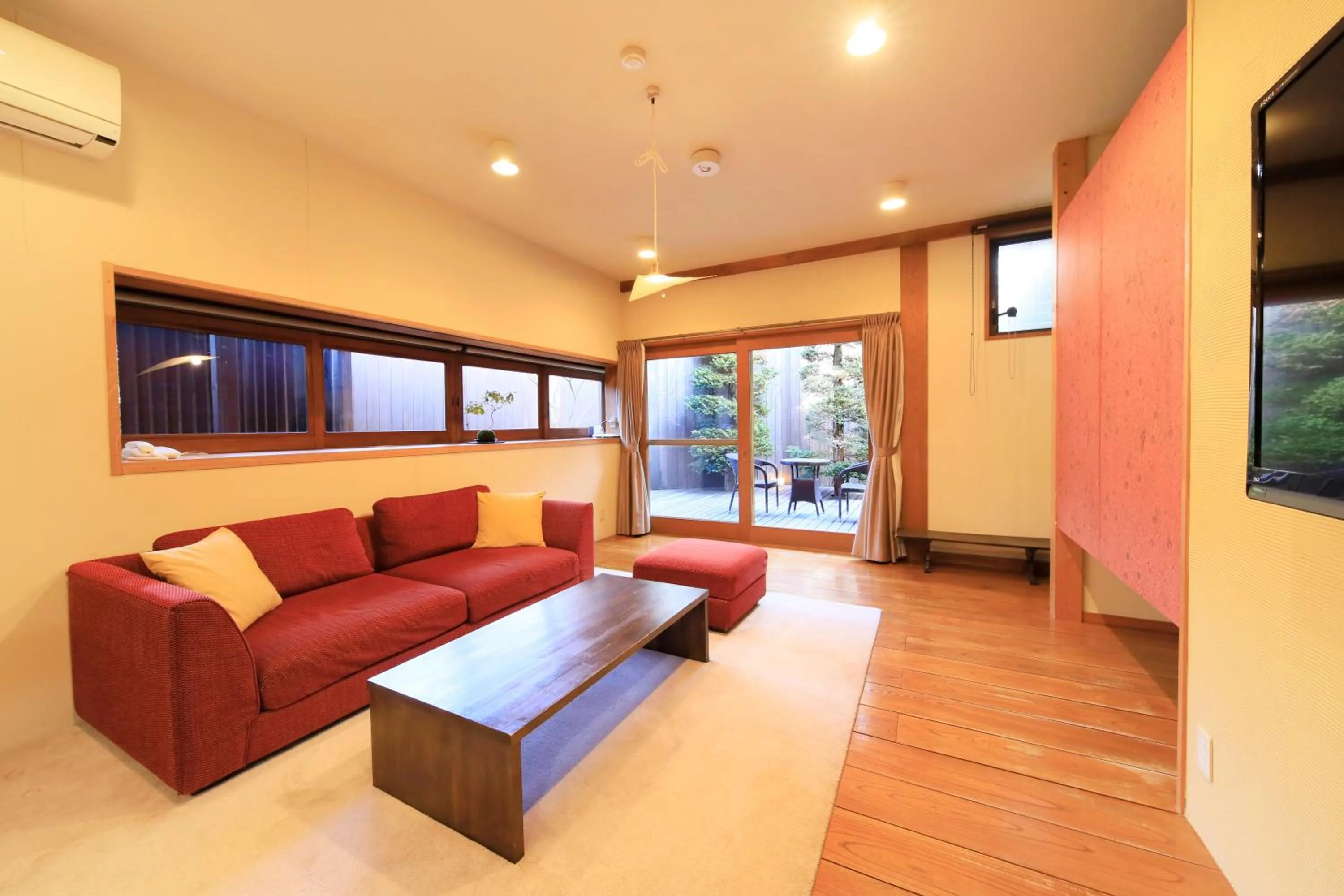 TV and multimedia in Fuji Onsenji Yumedono