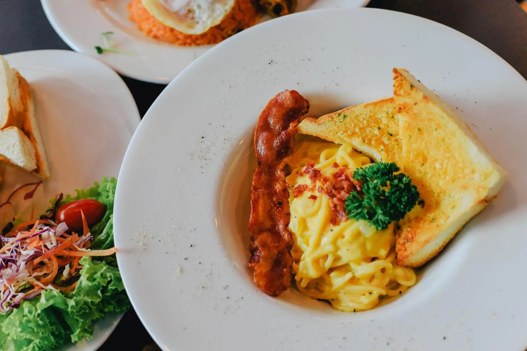 Meals in Wealth Boutique Hotel Chiang Mai