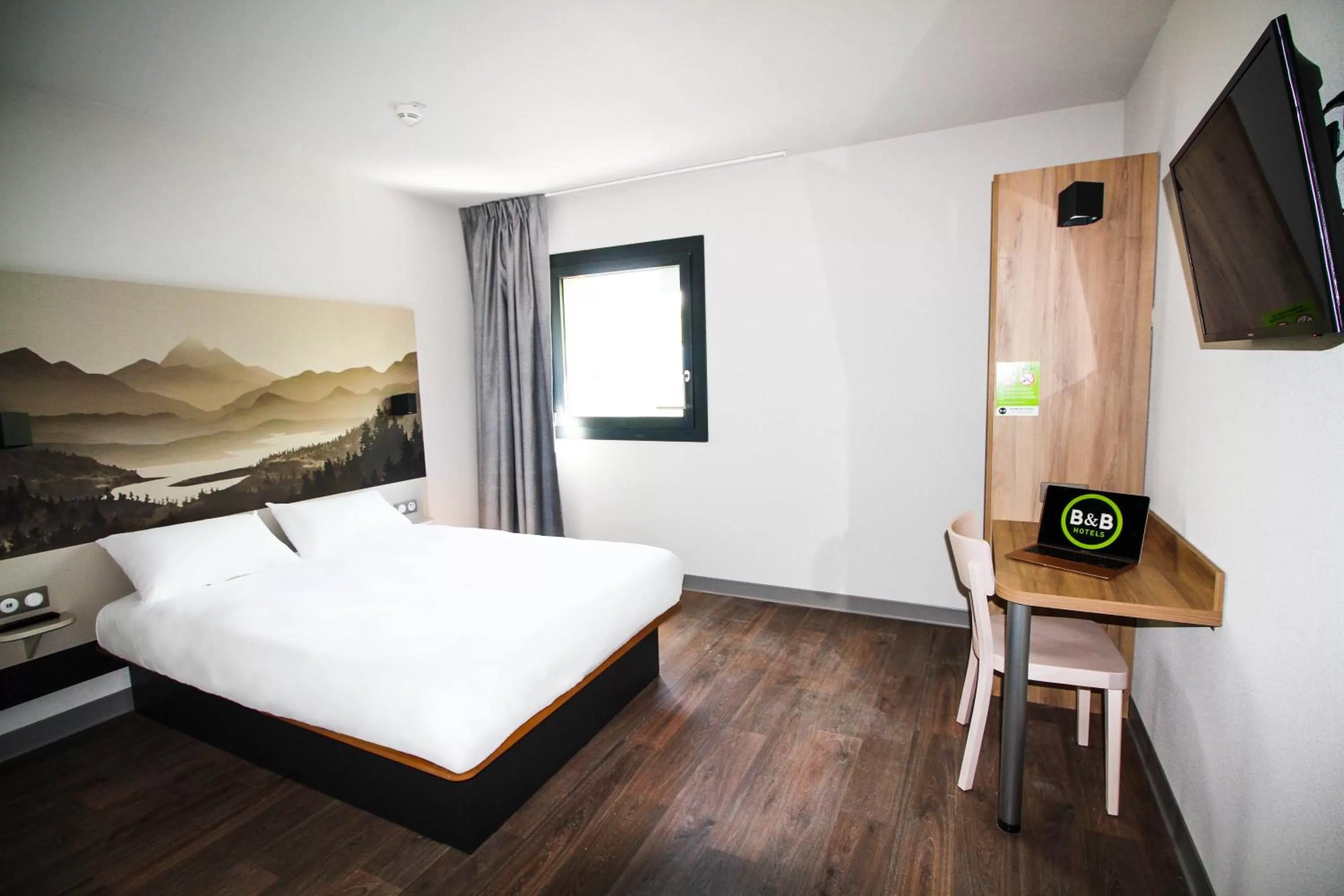 Bed in B&B HOTEL Aix-les-Bains