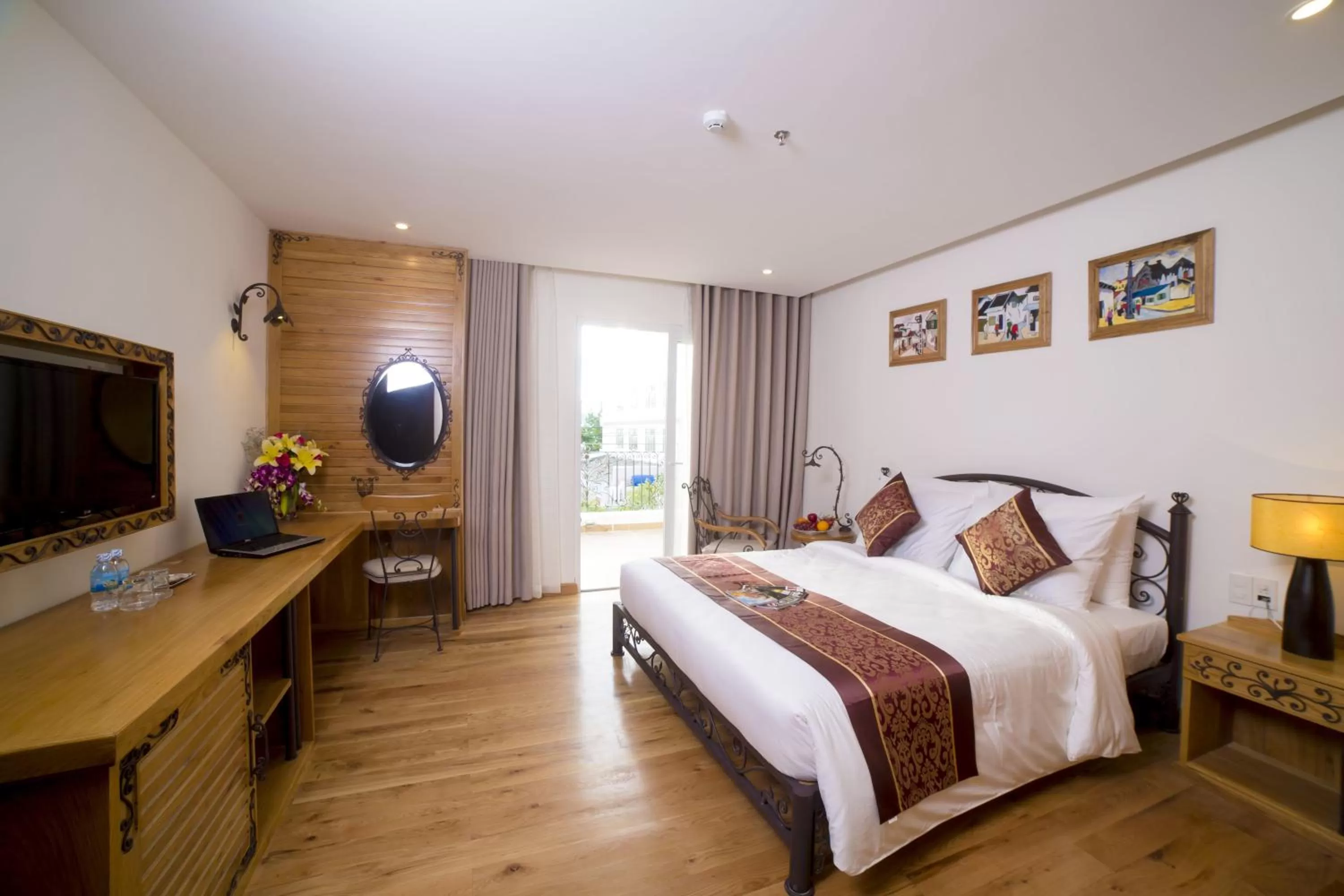 Bed in Edele Nha Trang Hotel