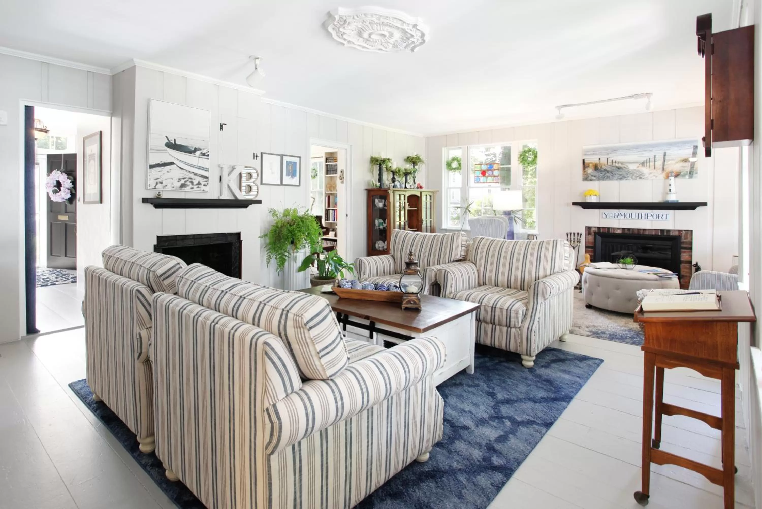 Living room in Inn On Main