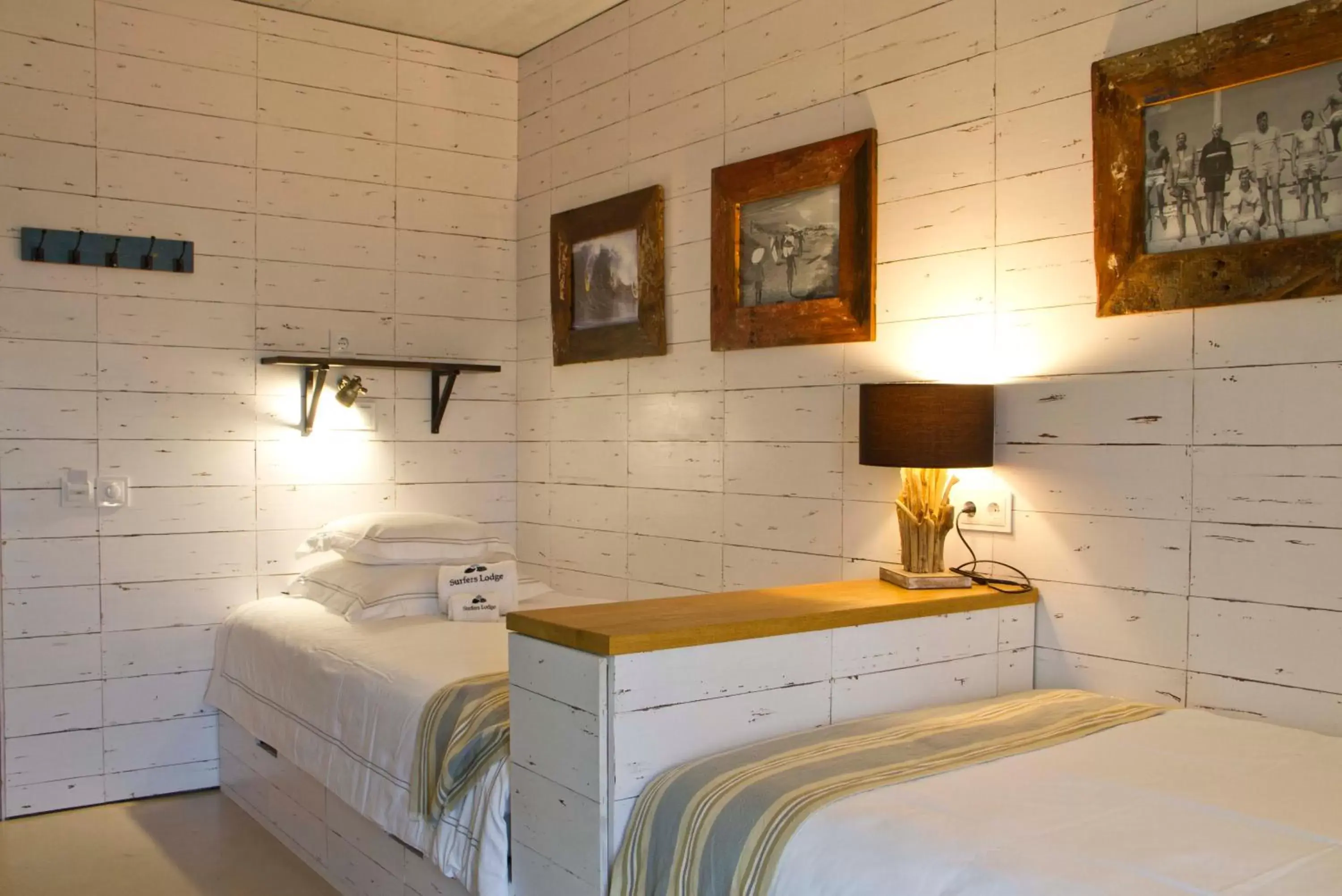 Standard Twin Room in Surfers Lodge Peniche Standard Twin Room in Surfers Lodge Peniche