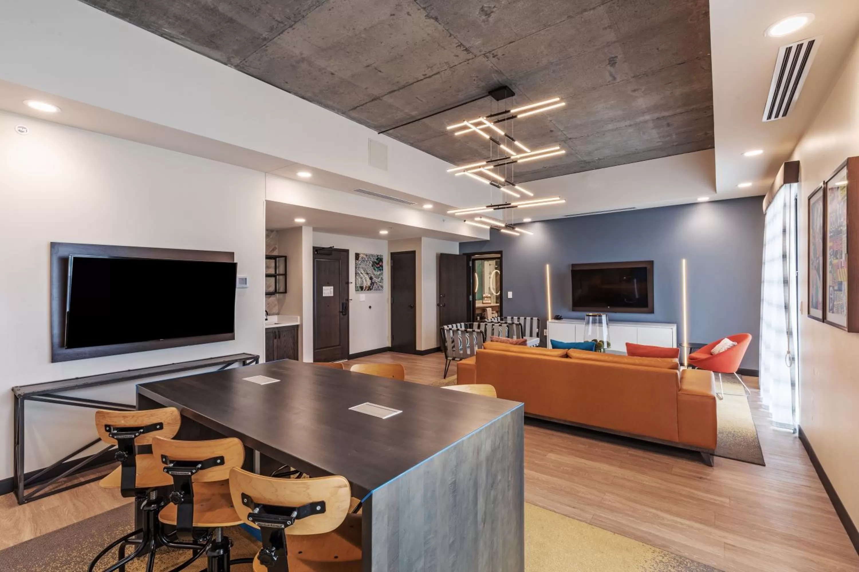 Photo of the whole room in Hotel Indigo Tulsa DWTN/Entertainment Area