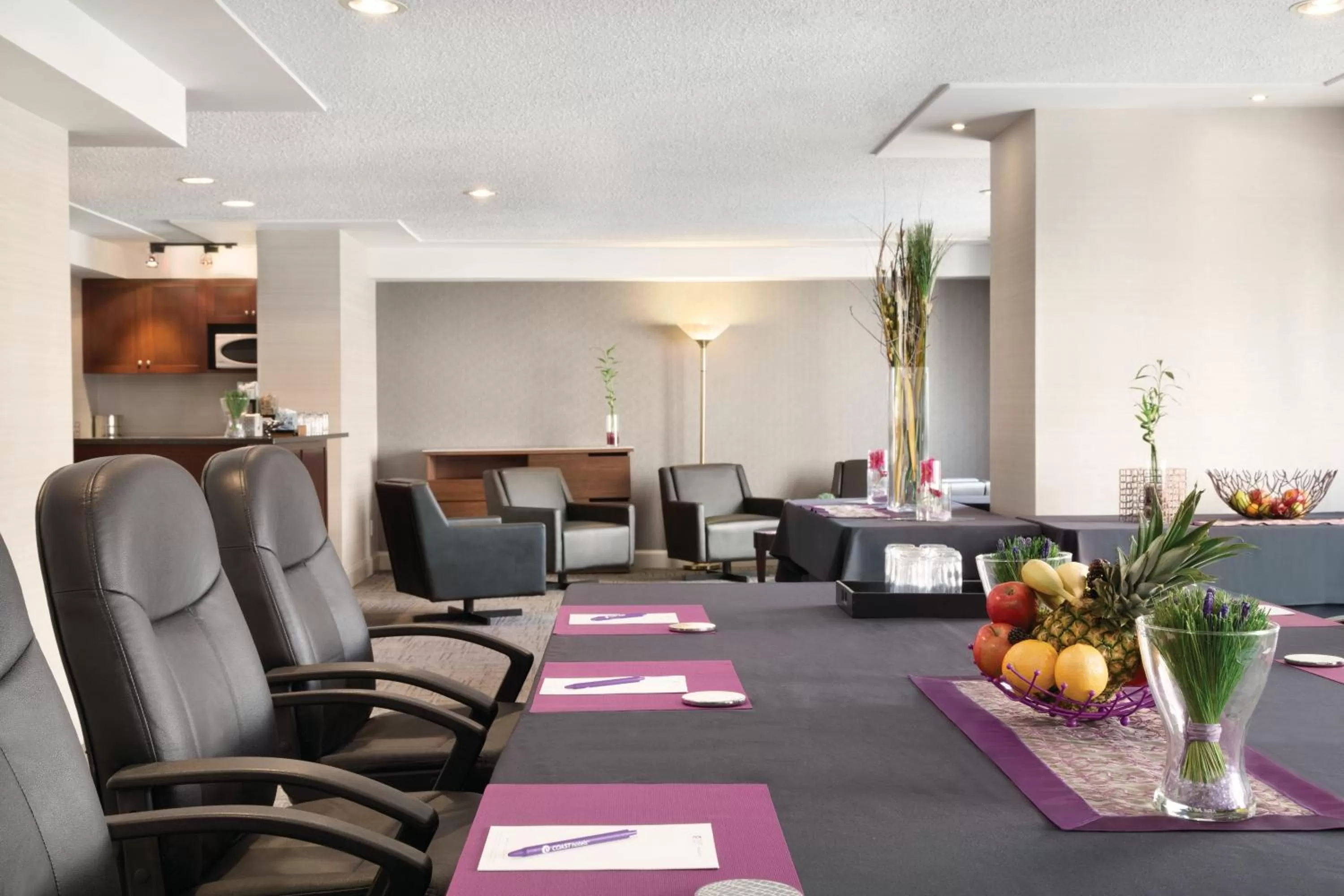 Banquet/Function facilities in Coast Edmonton Plaza Hotel by APA
