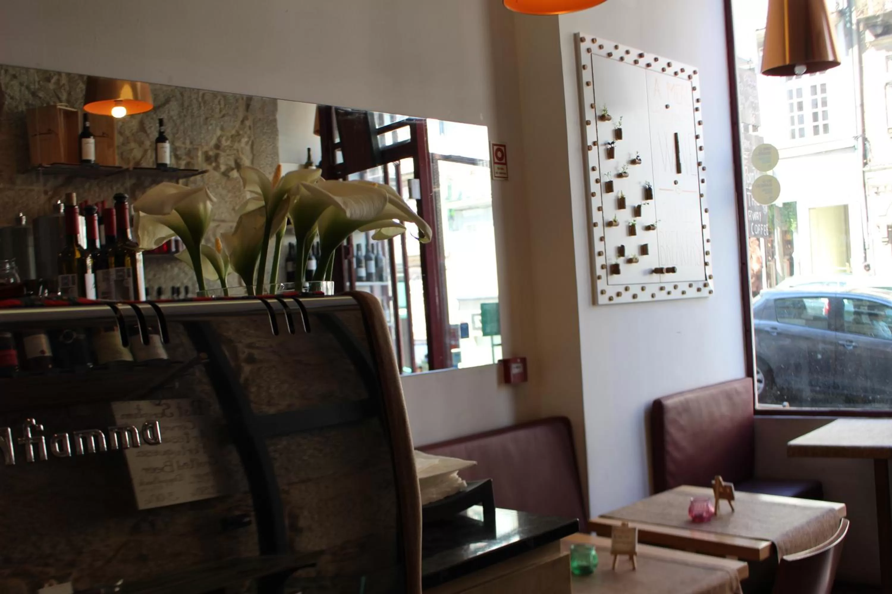 Restaurant/places to eat in Linha 22