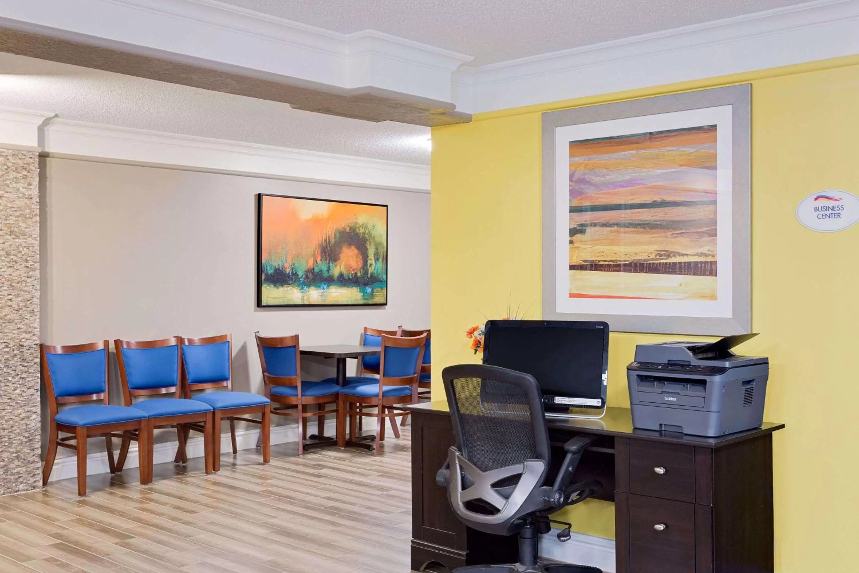 Lobby or reception in Baymont by Wyndham Jacksonville Orange Park
