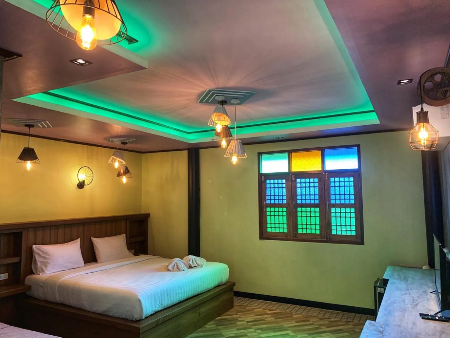 TV and multimedia, Bed in Mangrove House Lanta Old Town