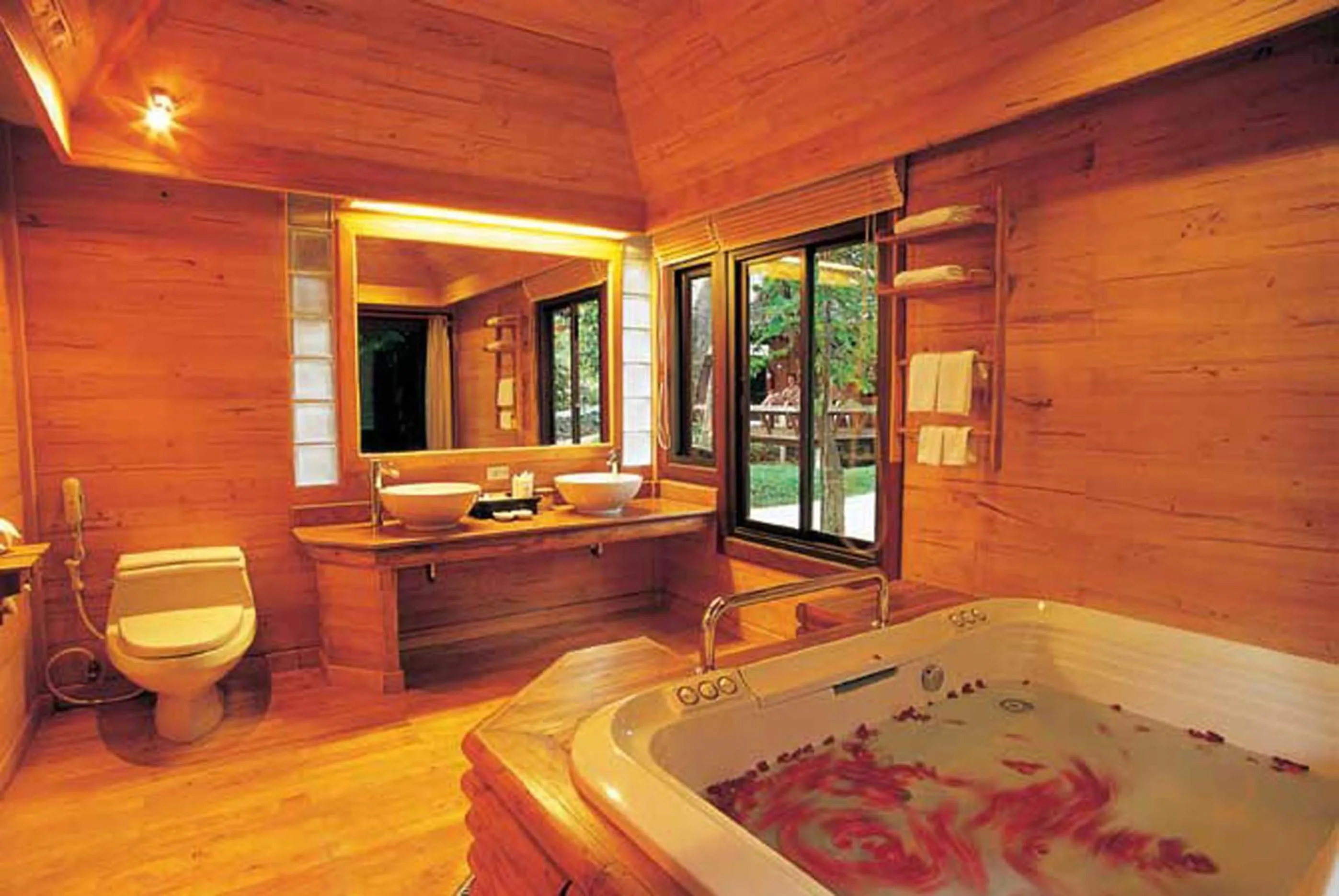 Bathroom in Sunset Park Resort and Spa By SWR