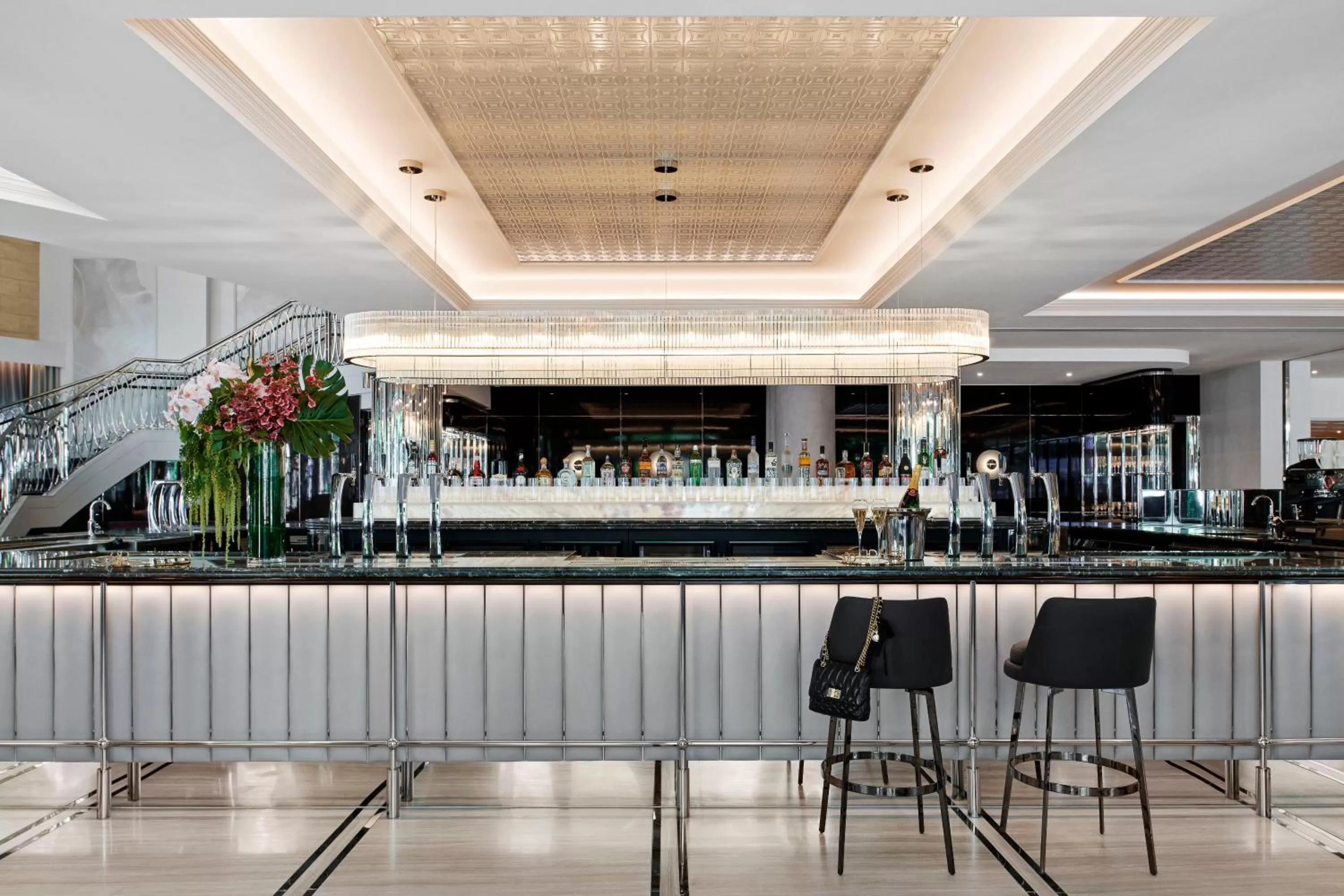 Restaurant/places to eat in The Royce