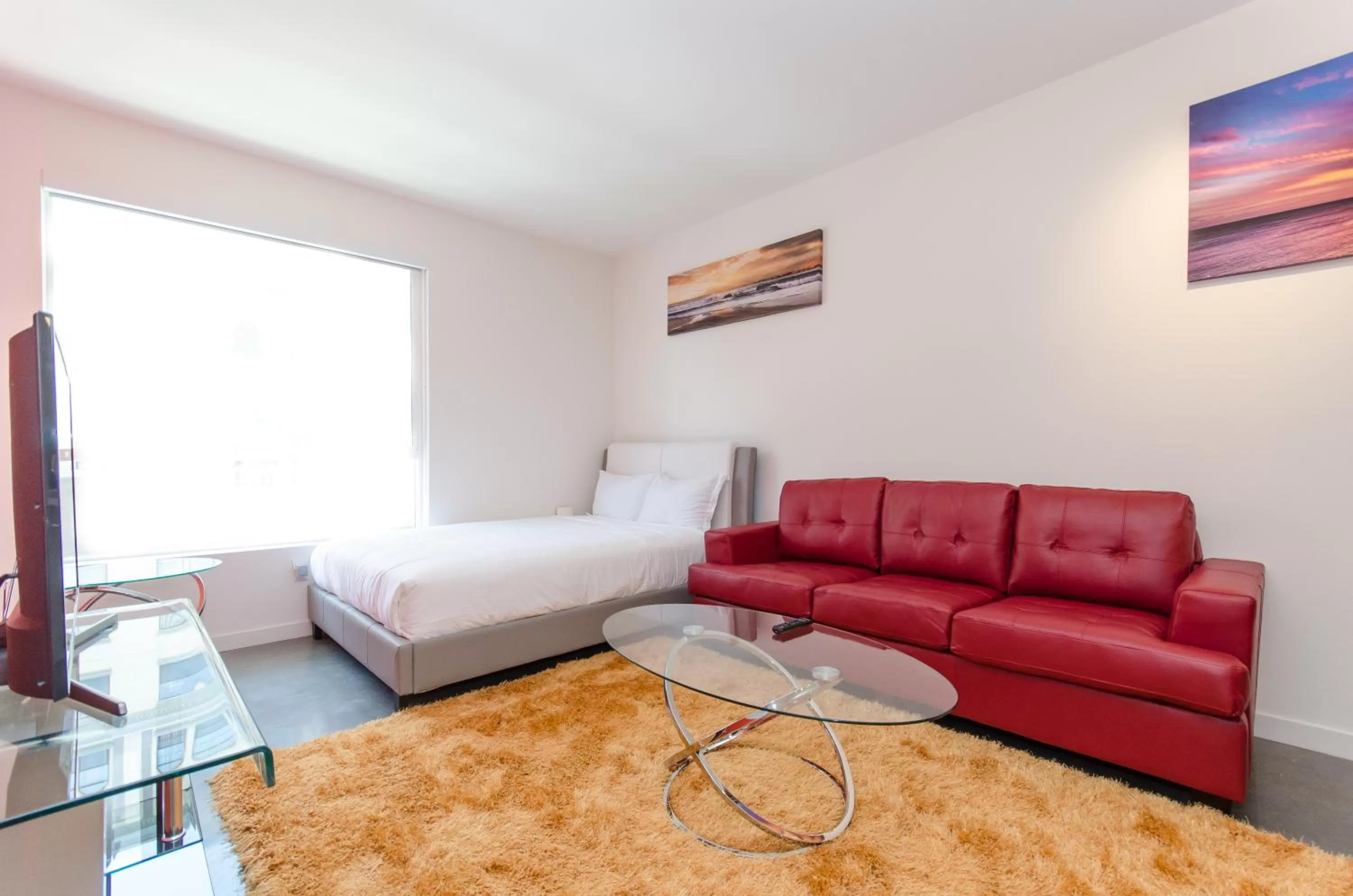 Bed in Modern Apartment Rentals