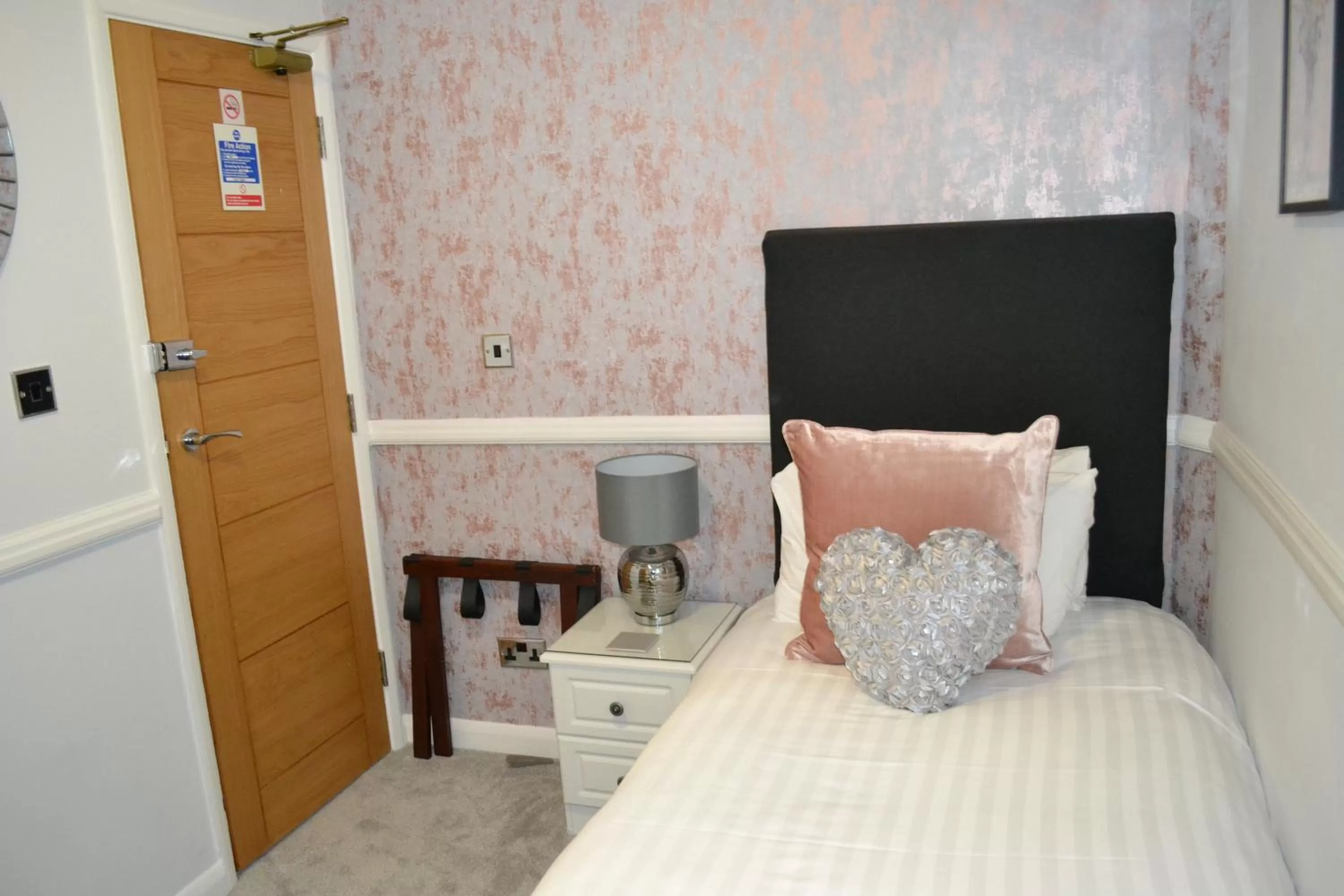 Bed in Harriet House B&B