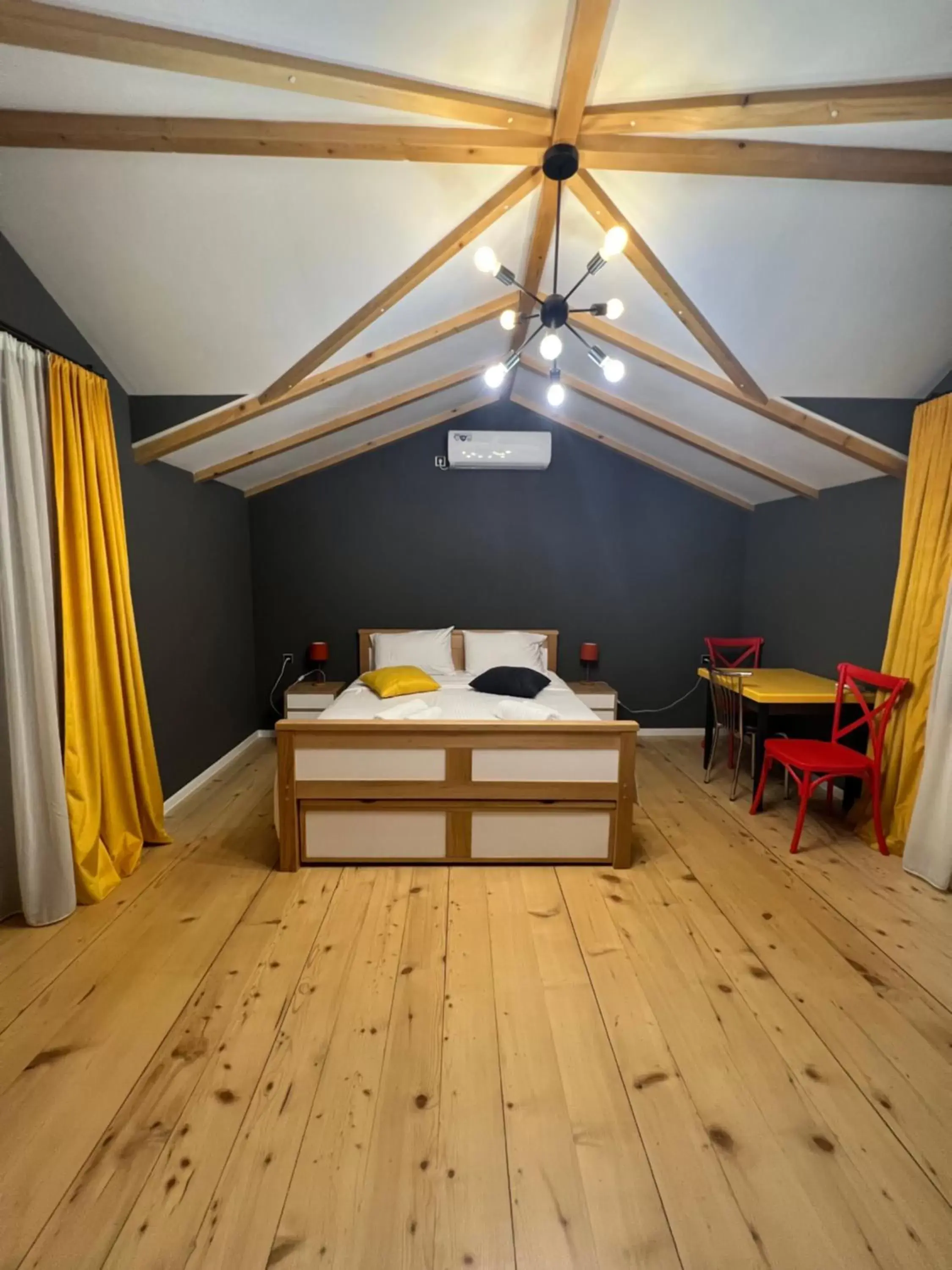 Apartment with Balcony in Borjomi Yellow Hotel Apartment with Balcony in Borjomi Yellow Hotel