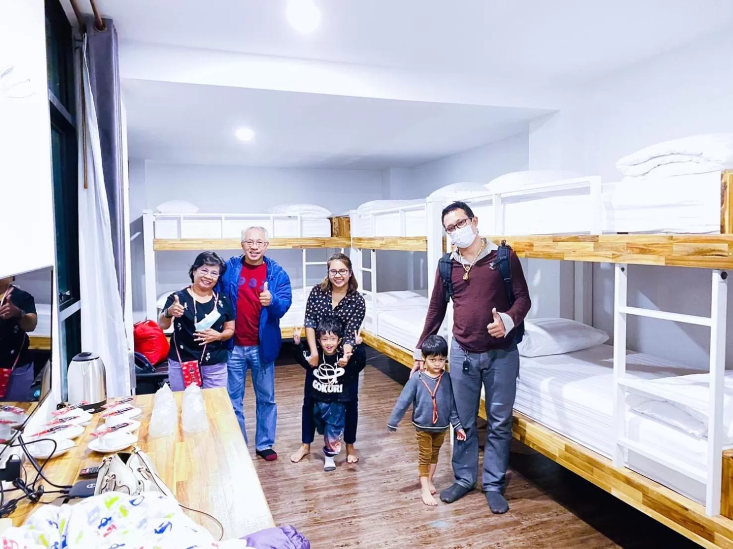 group of guests, Bed in Leela Boutique (ลีลาบูทีค)