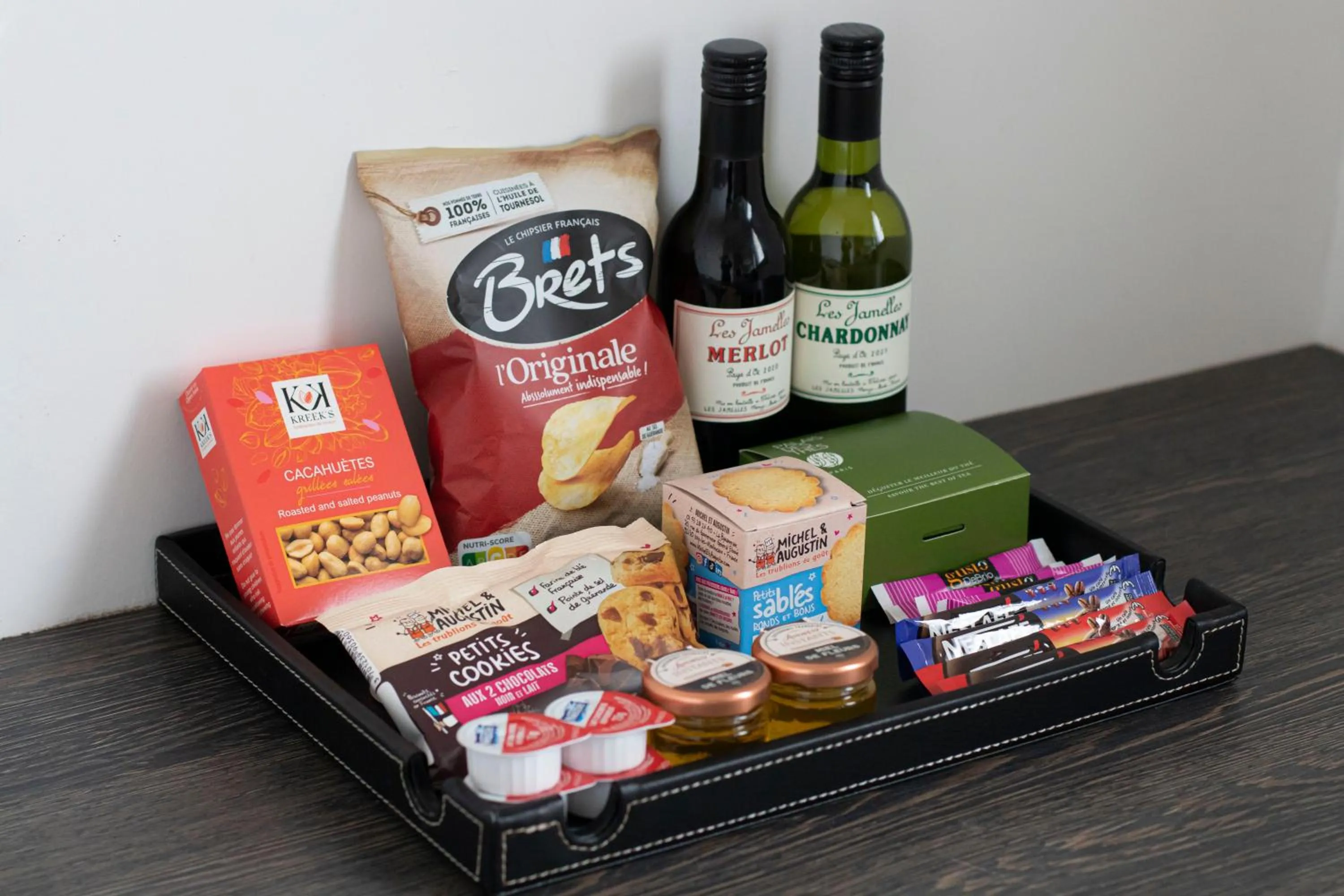 Coffee/tea facilities in Residhome Paris Issy Les Moulineaux