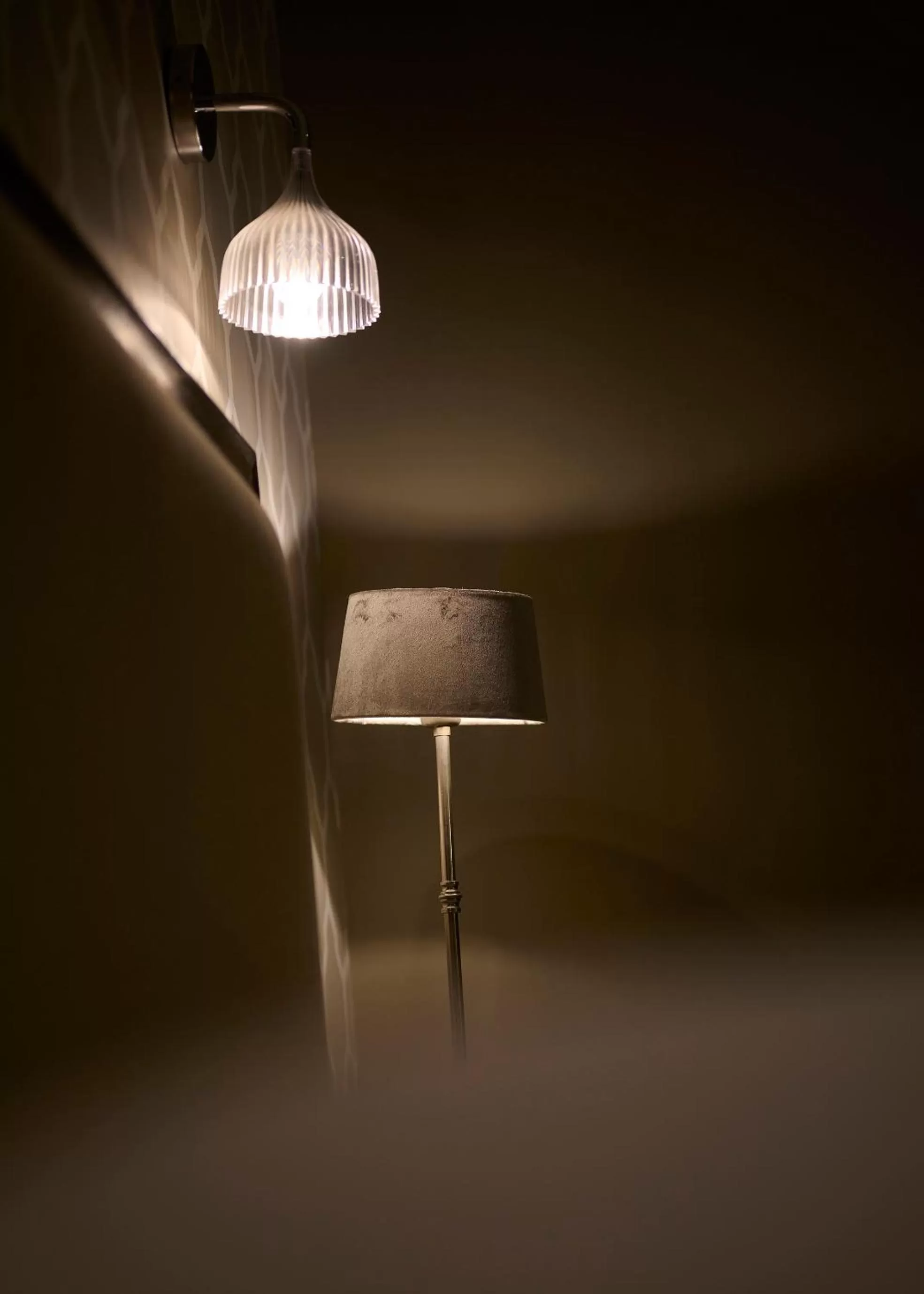 hair dresser in The Originals Boutique, Hôtel La Colonne de Bronze, Saint-Valéry-sur-Somme