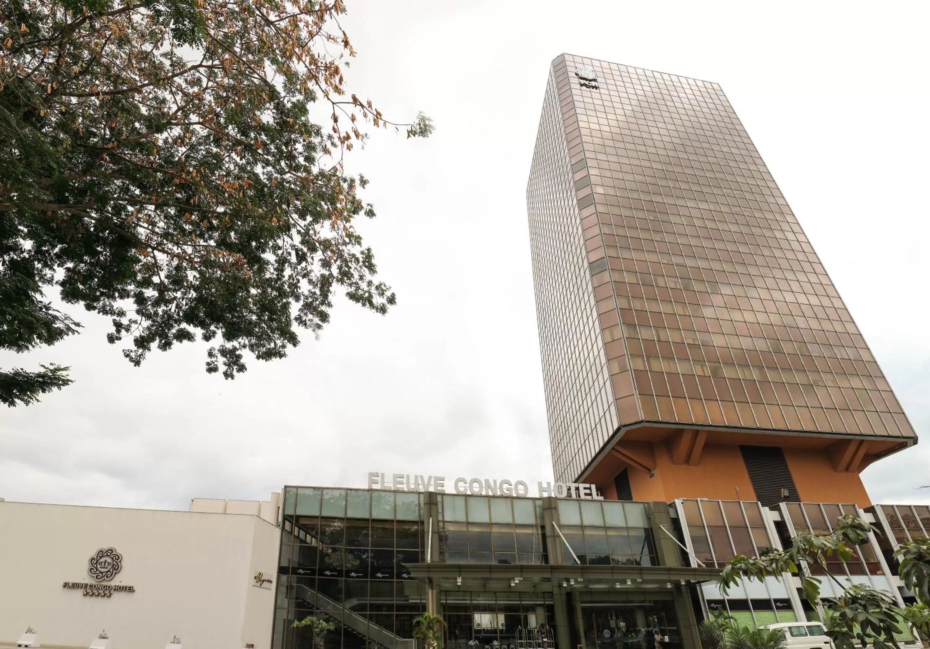 Facade/entrance in Fleuve Congo Hotel By Blazon Hotels
