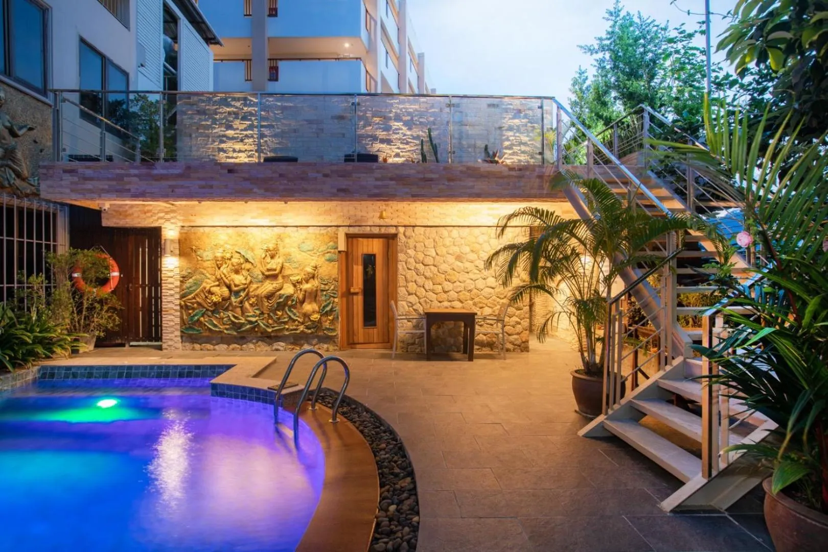 Swimming pool in Orchid Garden Hotel Patong