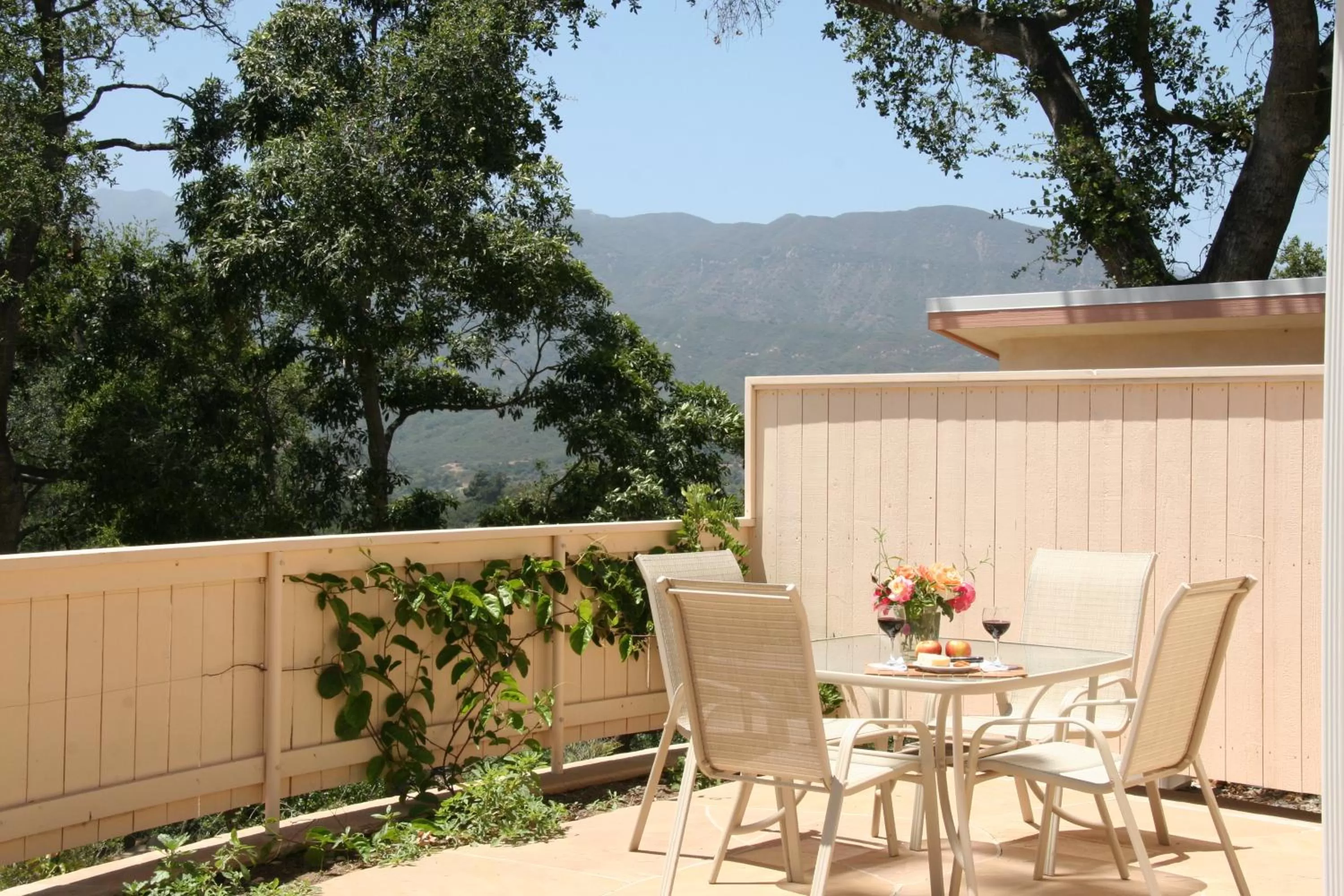 Balcony/Terrace in Ojai Retreat & Inn