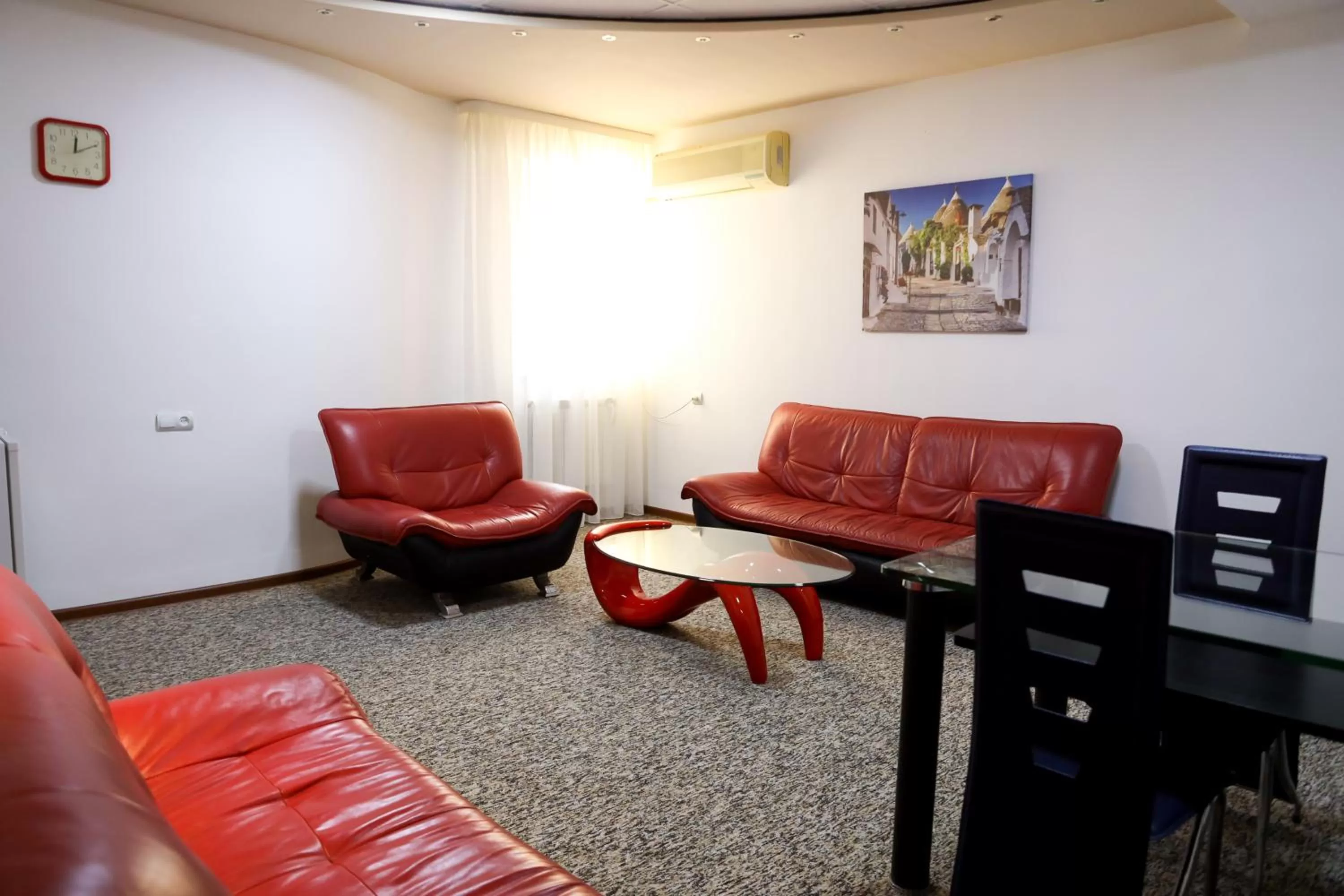 Seating Area in NO PROBLEM