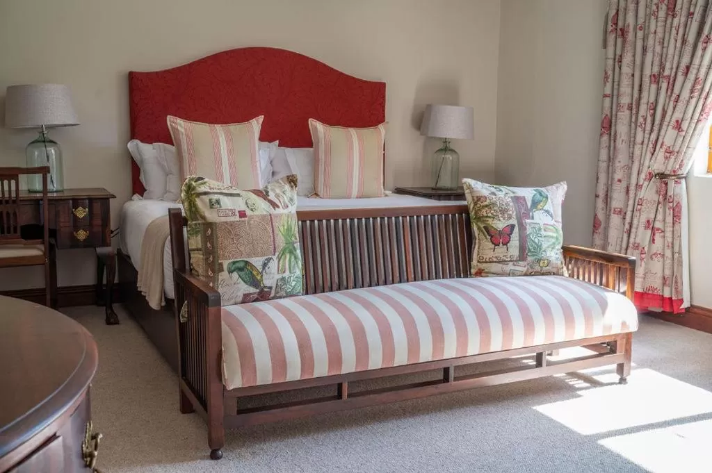 Bedroom, Bed in Issaquena Heights Boutique Hotel