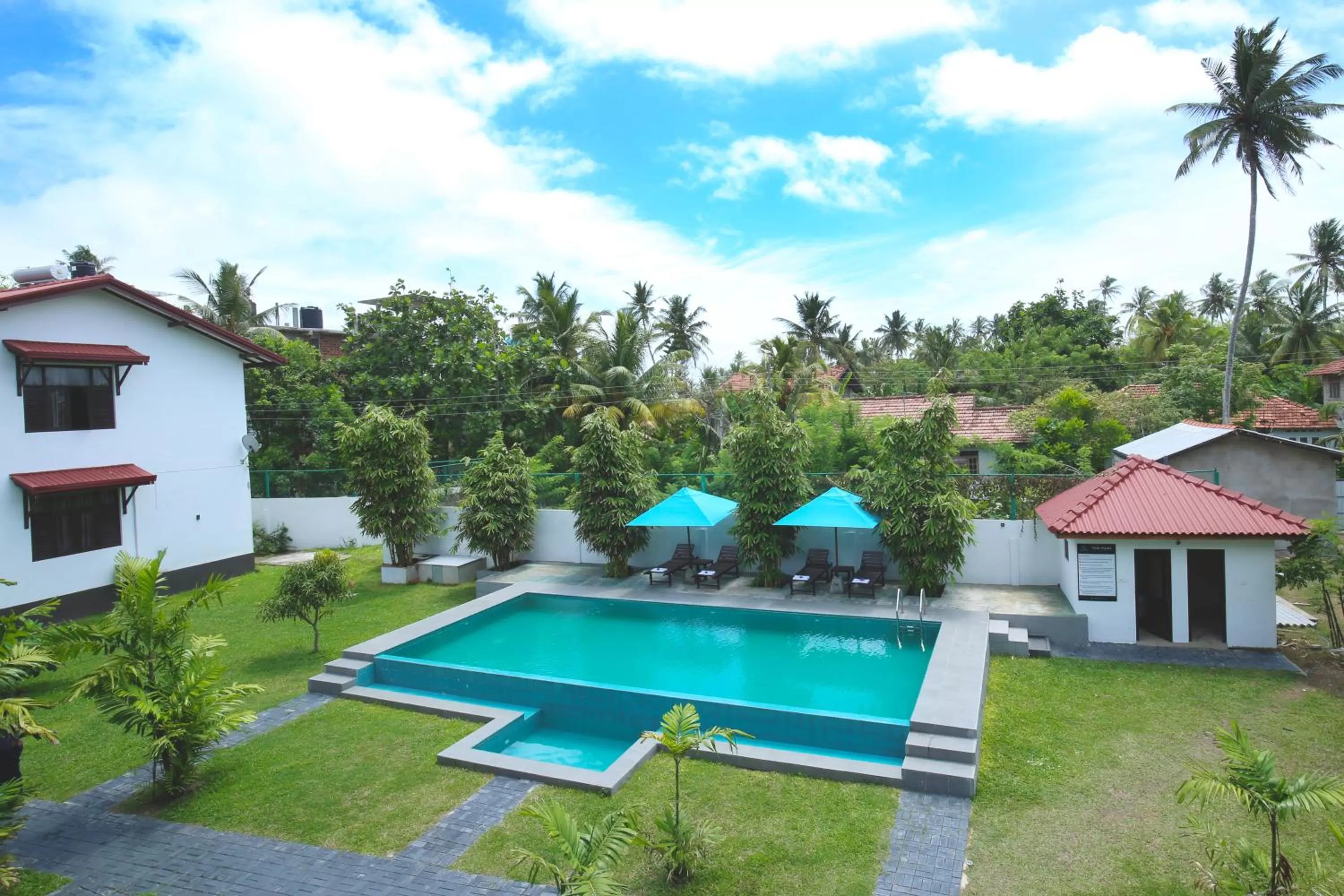 Garden view in Kaminrich Cottage