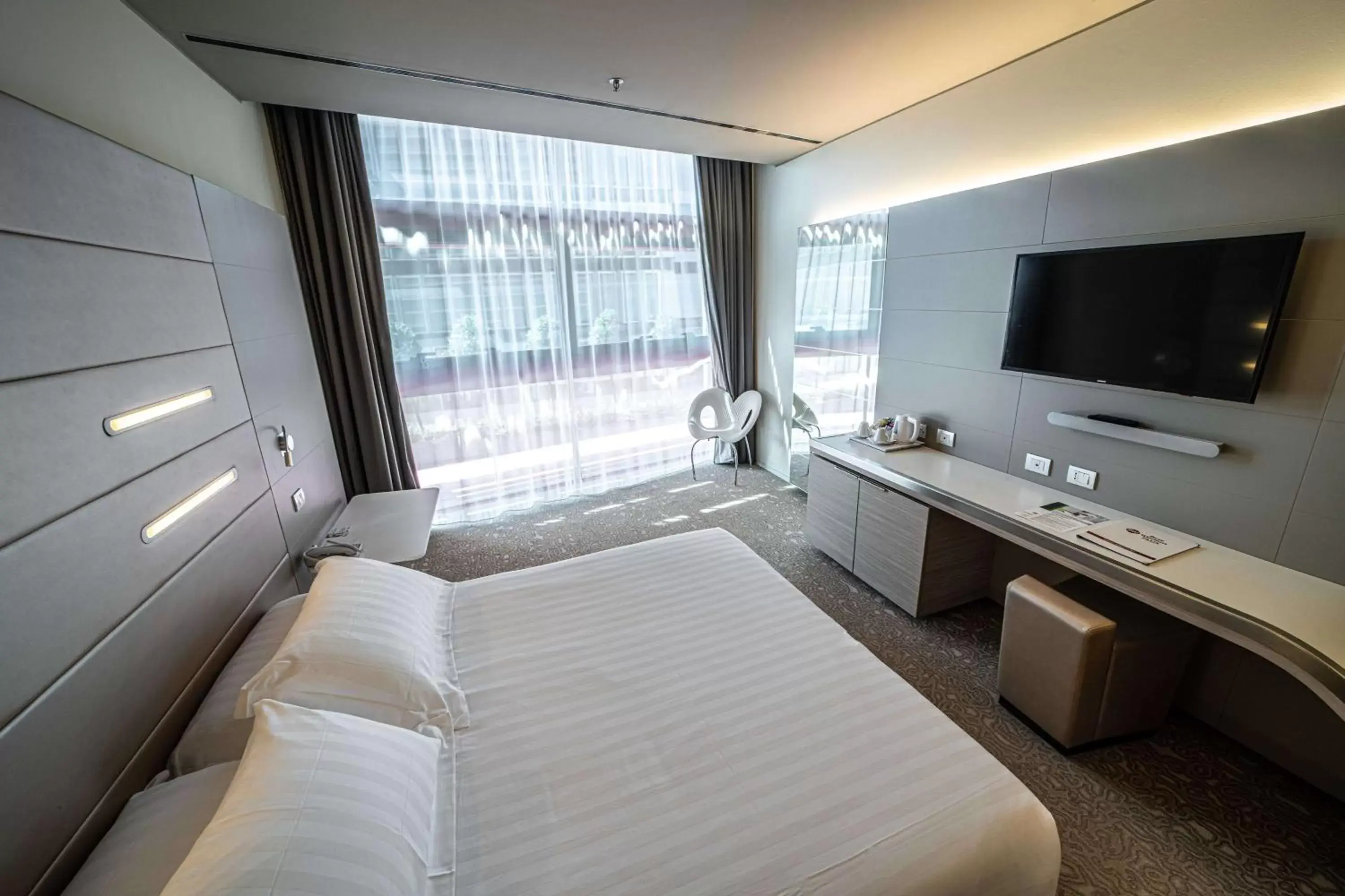 Standard Queen Room in Best Western Plus Net Tower Hotel Padova Standard Queen Room in Best Western Plus Net Tower Hotel Padova