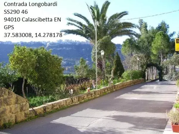 Garden in B&B ed affittacamere da Pietro Garden in B&B ed affittacamere da Pietro