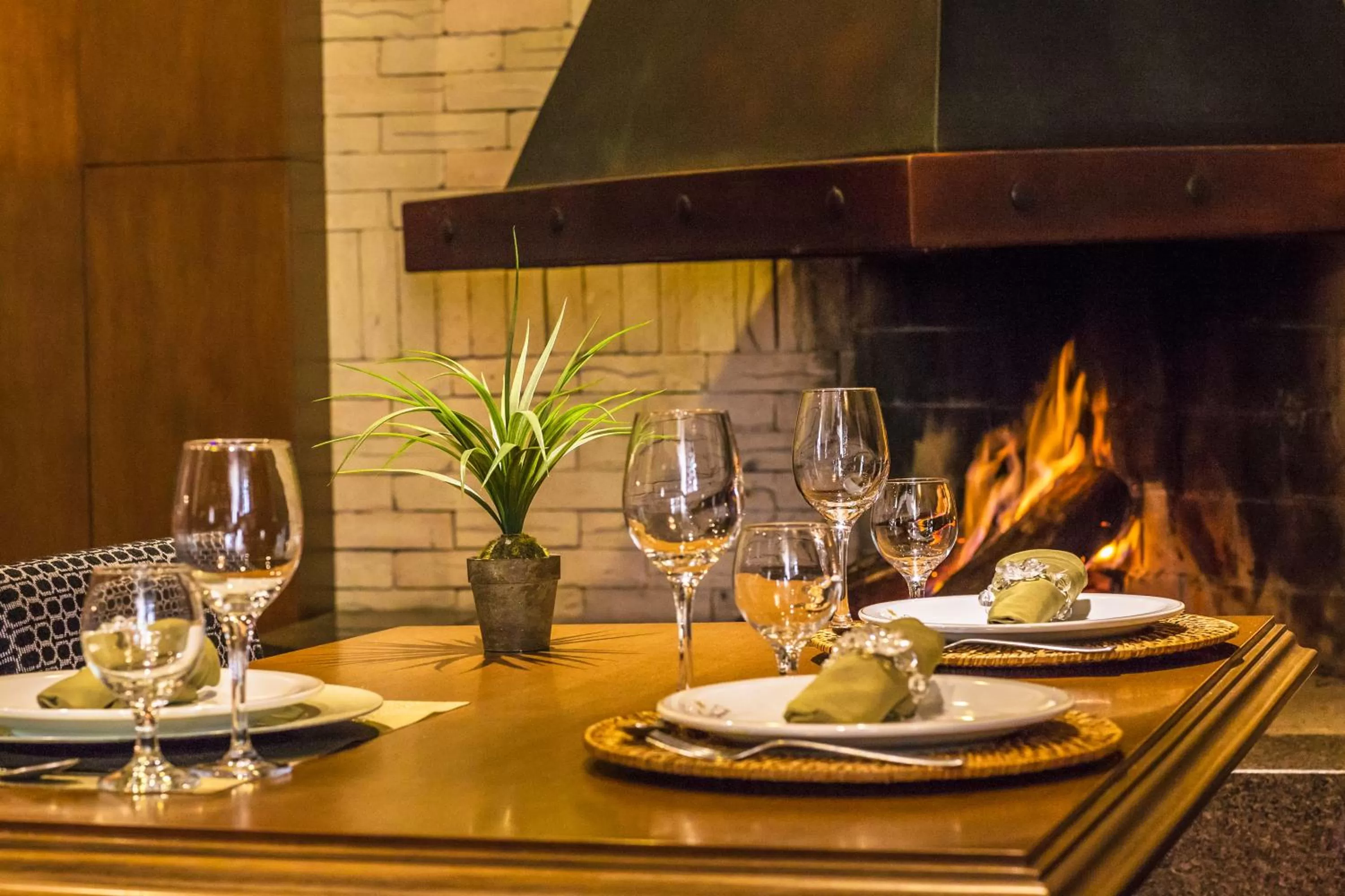 Restaurant/places to eat in Hotel Serra Nevada