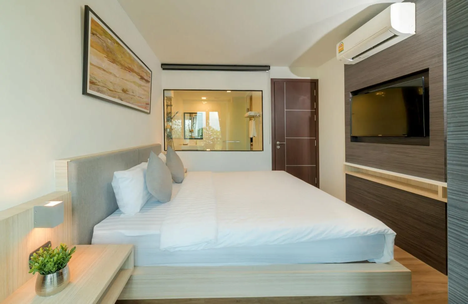 Bedroom in Pause and Play Hotel