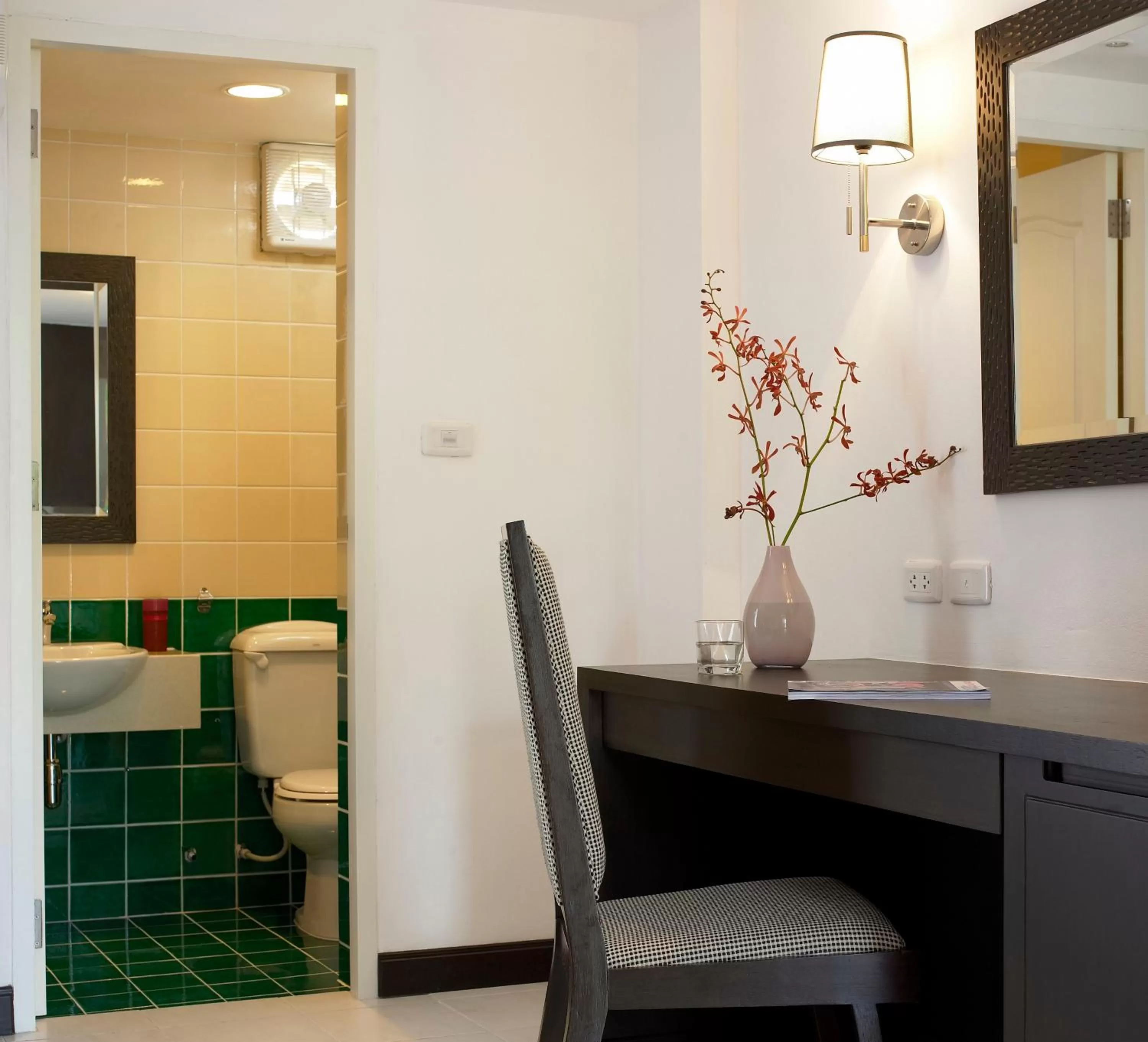 Bathroom in Veranda Lodge