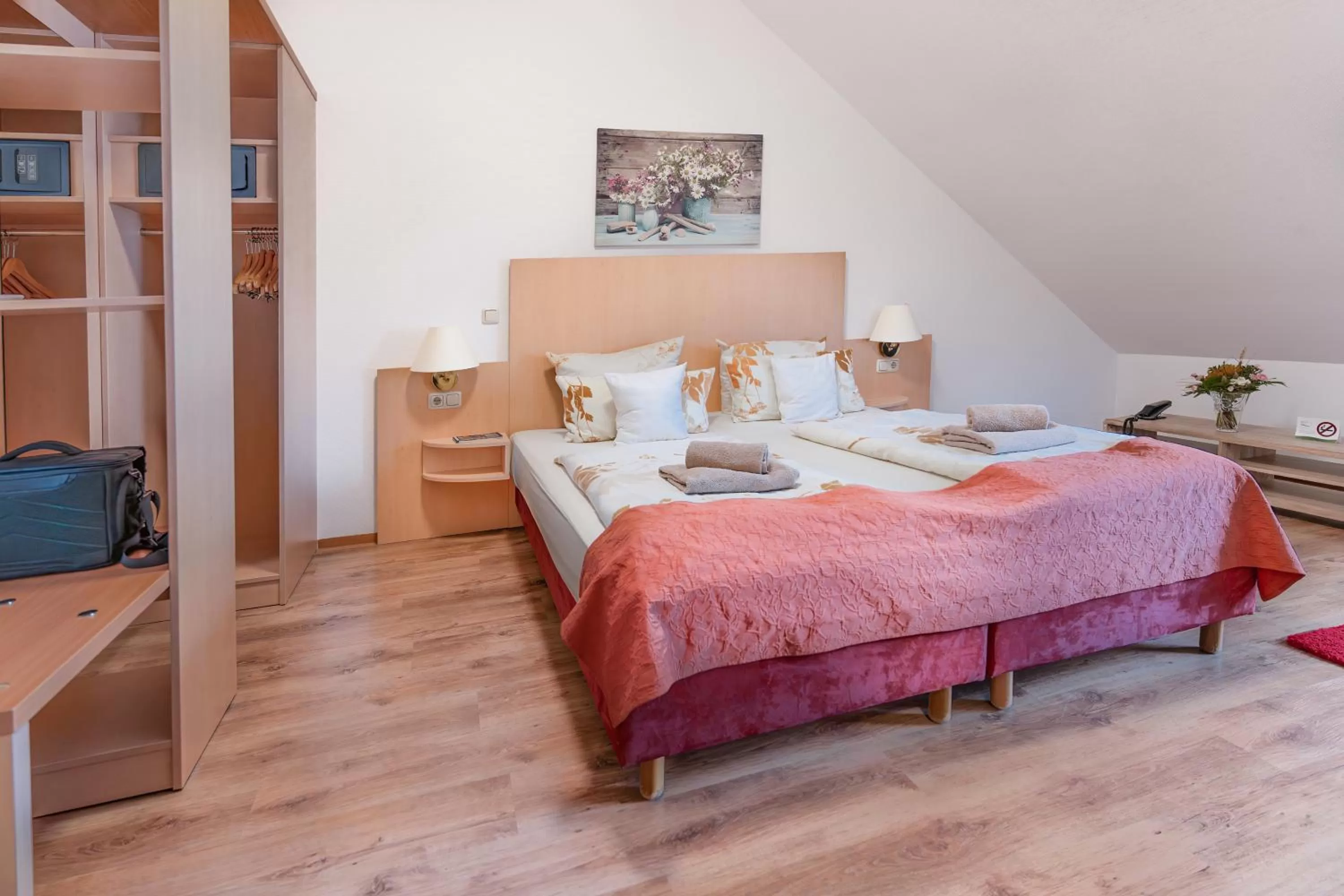 Photo of the whole room, Bed in Schlossberghotel Oberhof