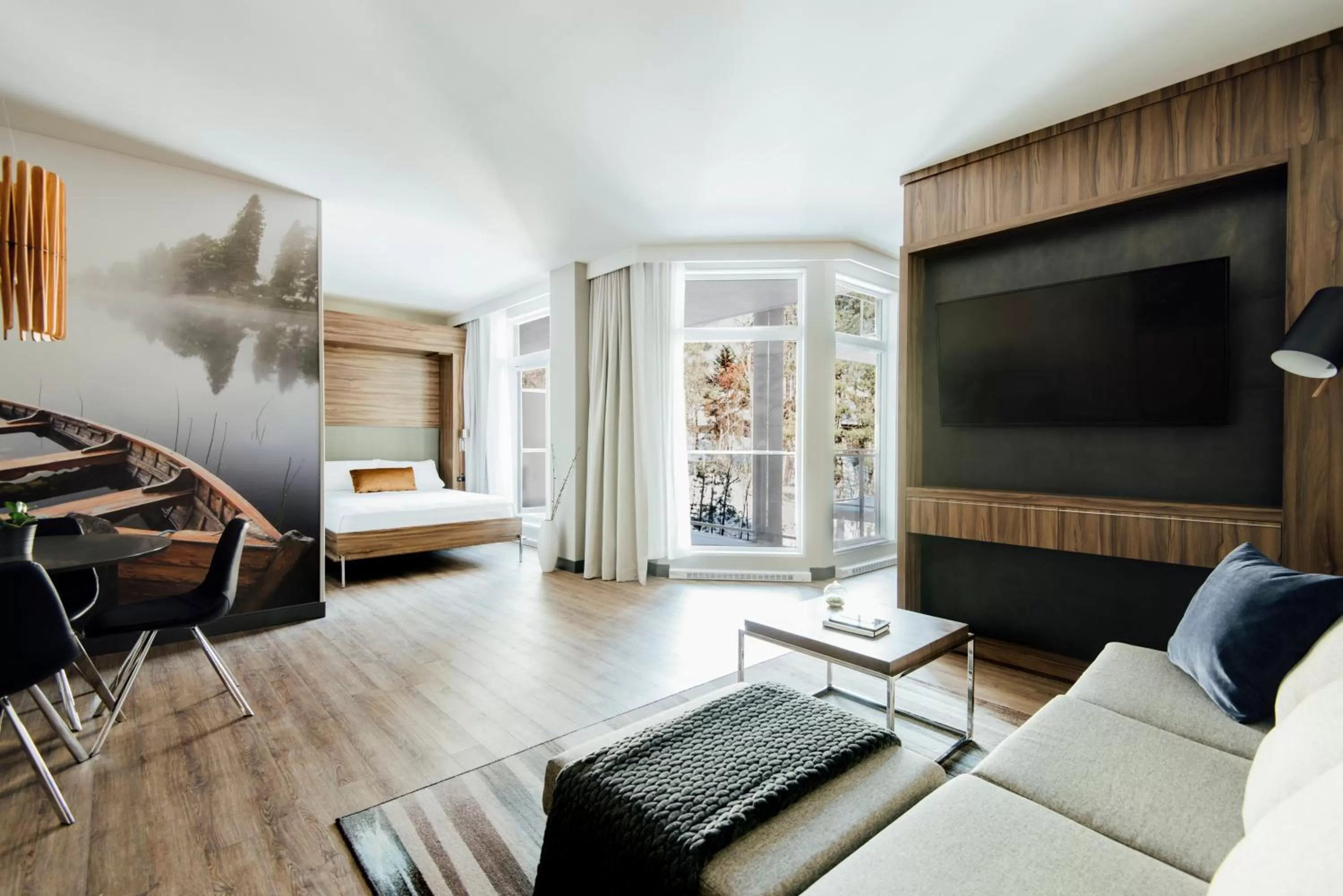 Living room, Bed in Entourage sur-le-Lac