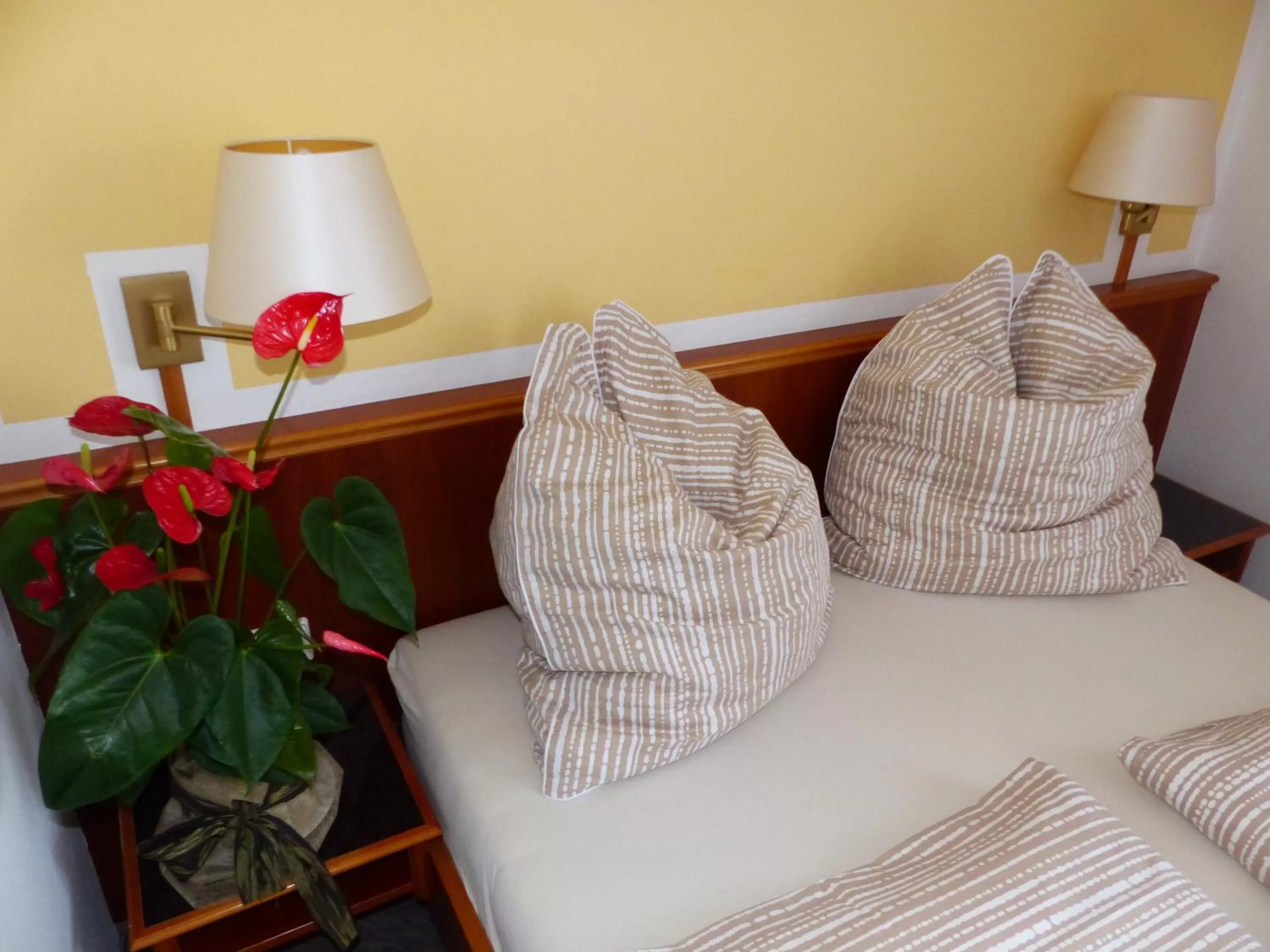 Bedroom, Bed in Hotel Dorotheenhof