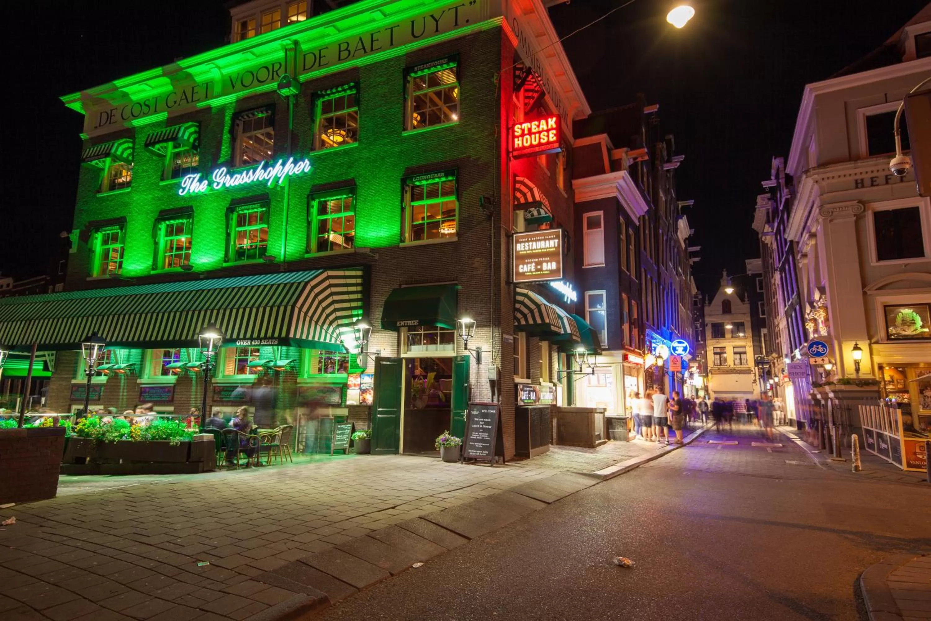 Neighbourhood in Travel Hotel Amsterdam