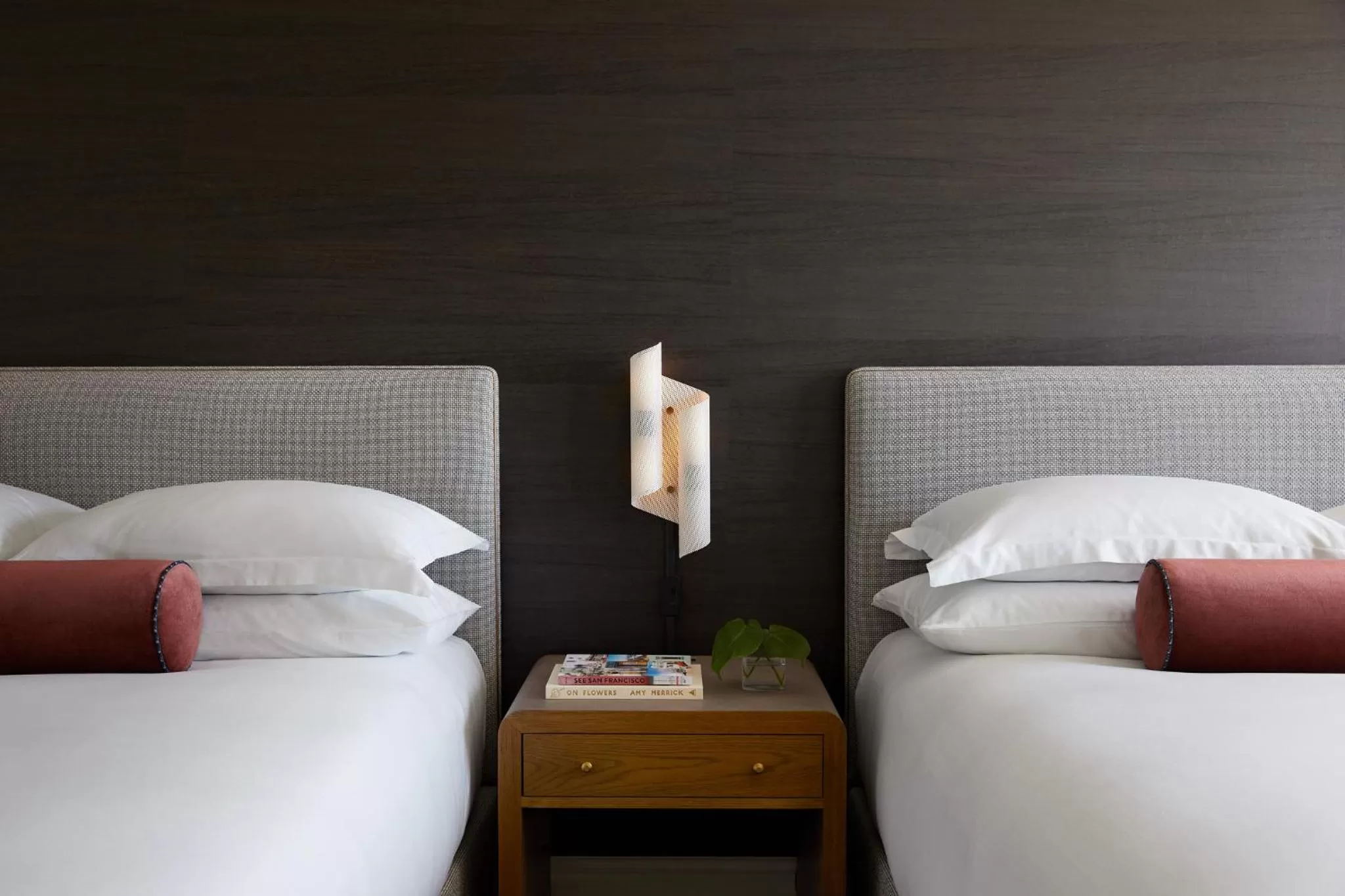 Photo of the whole room, Bed in Kimpton Alton Fisherman's Wharf by IHG