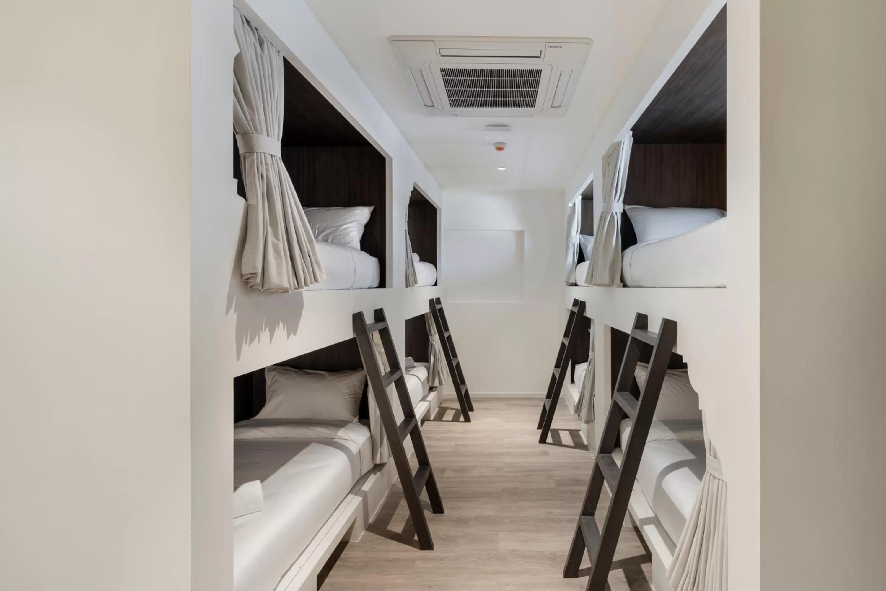 Bed in Lilit Bang Lumphu Hotel