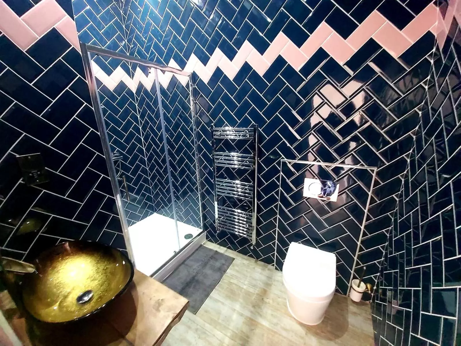 Bathroom in Angel Townhouse